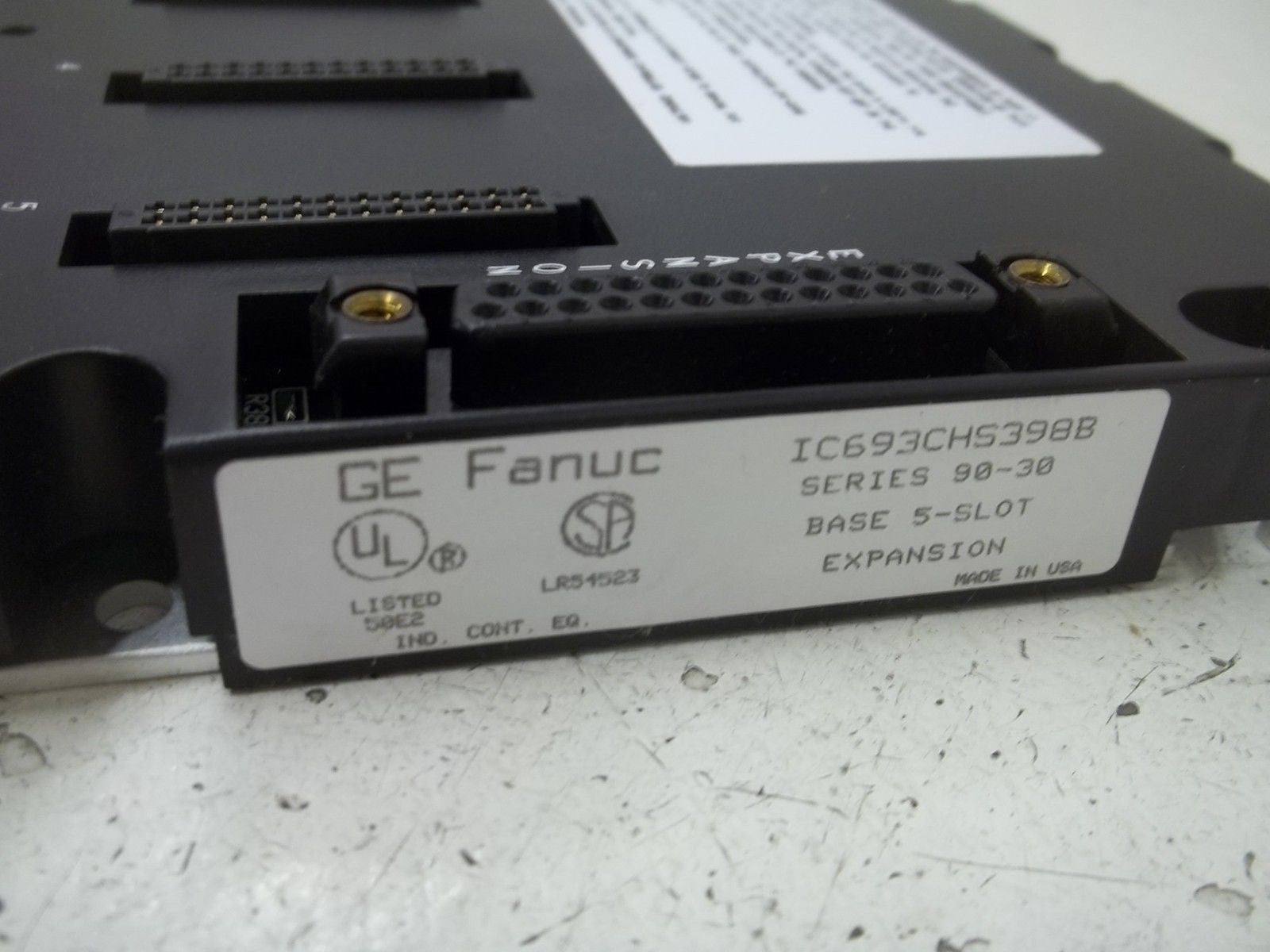GE FANUC IC693CHS398B SERIES 90-30 BASE 5-SLOT EXPANSION *NEW NO BOX*