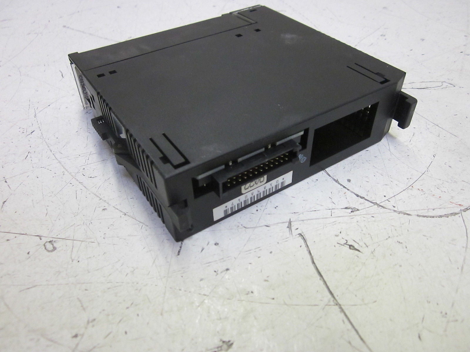 GE FANUC IC693MDL310C OUTPUT MODULE 120VAC 0.5A 12PT *NEW NO BOX*