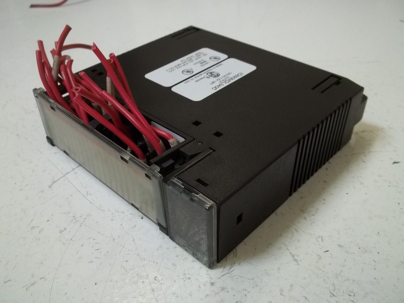 GE FANUC IC693MDL340C OUTPUT *USED*