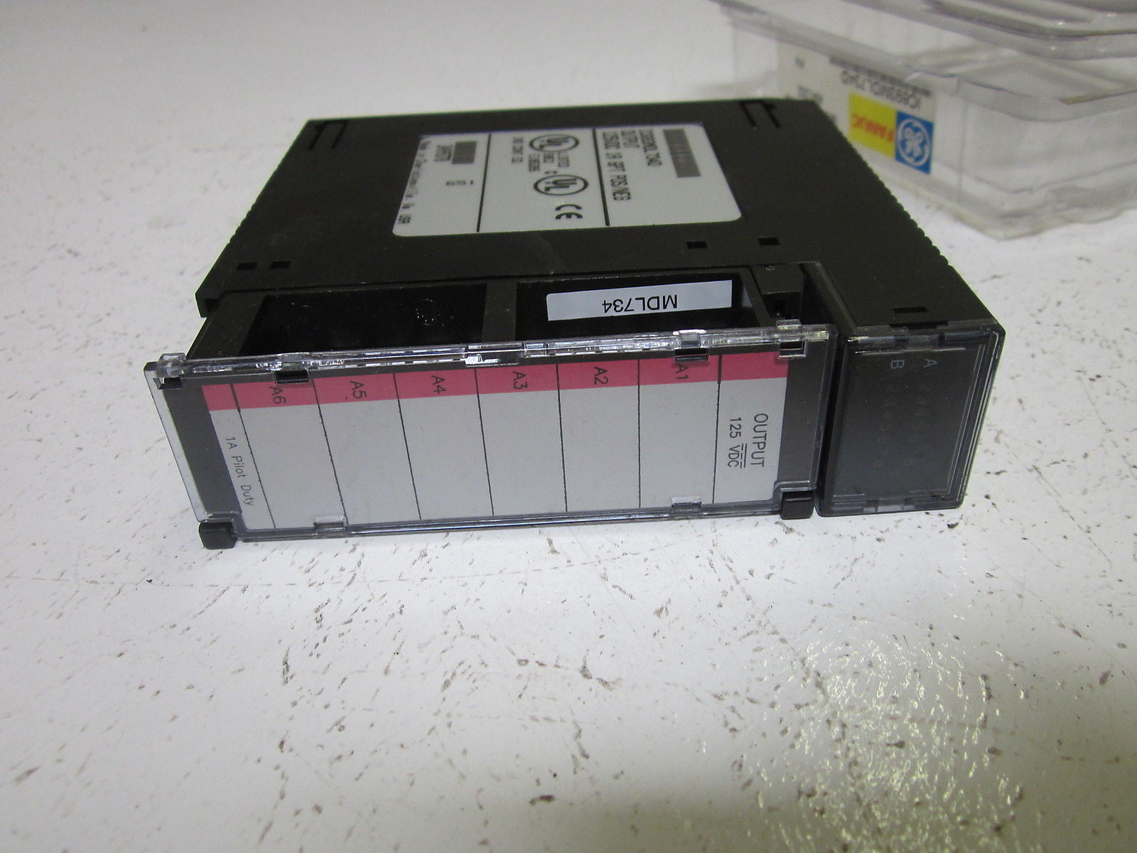 GE FANUC IC693MDL734D OUTPUT MODULE *NEW IN ORIGINAL PACKAGE*