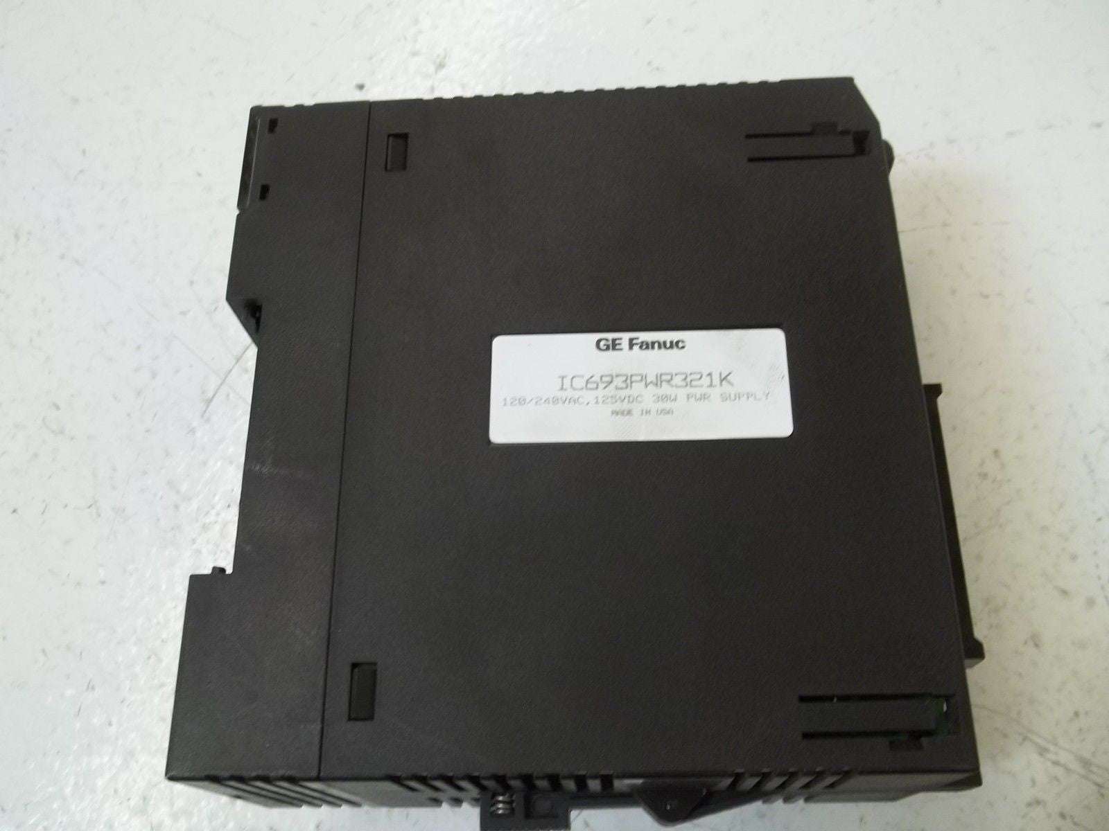 GE FANUC IC693PWR321K (AS PICTURED) *USED*