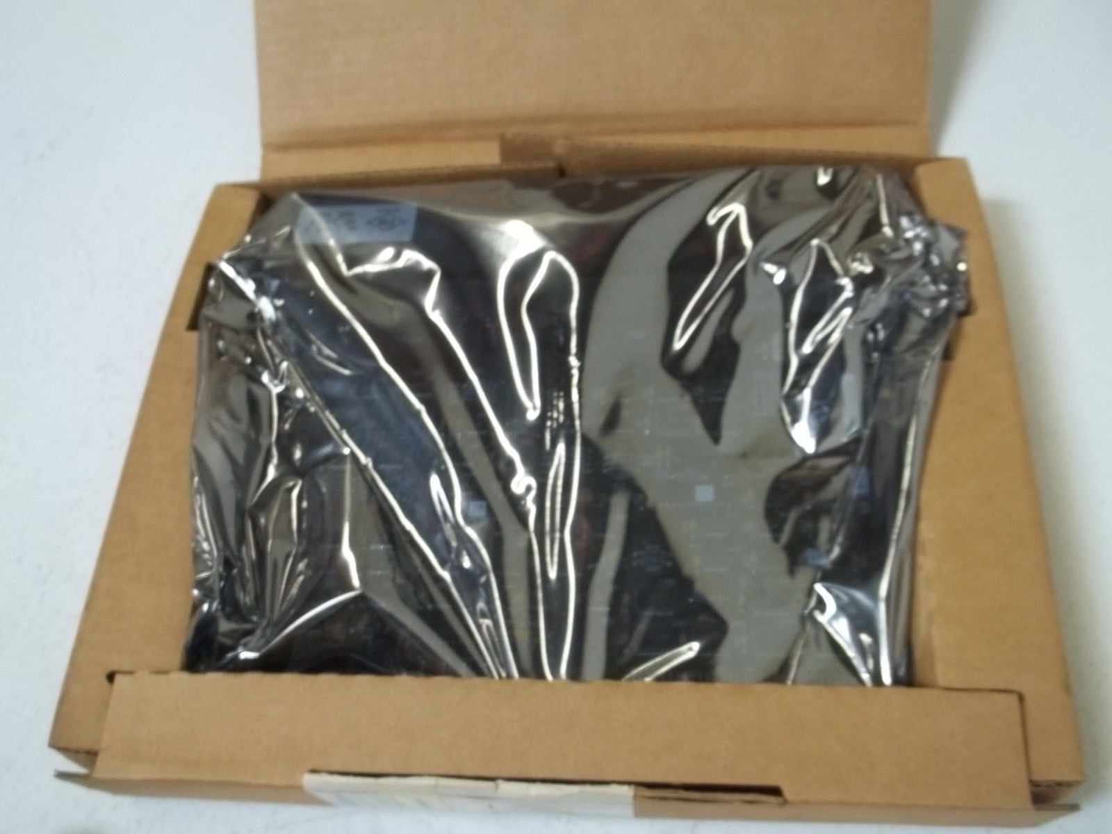 GE FANUC IC697BEM711J BUS RECEIVER *NEW IN BOX*