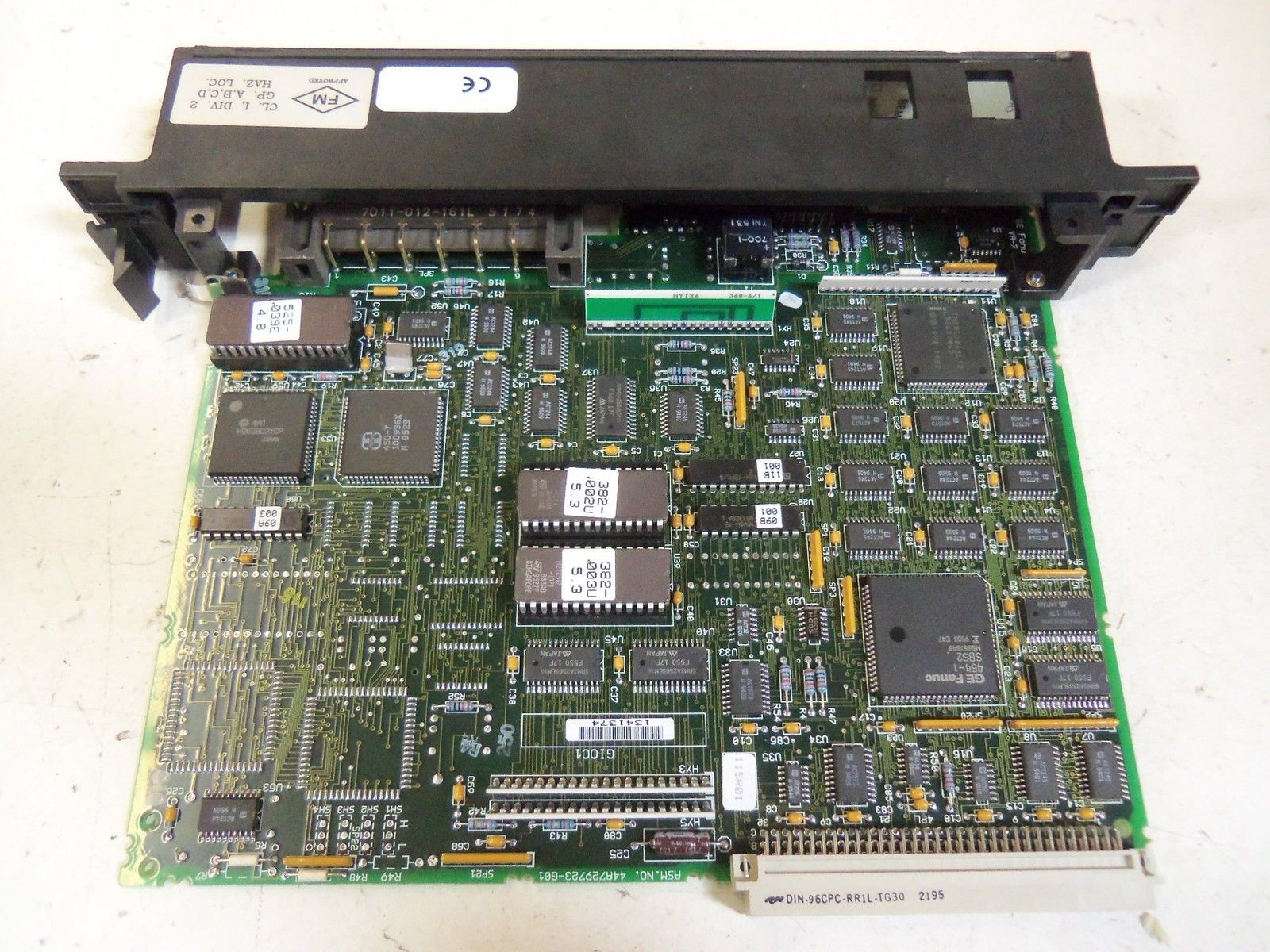 GE FANUC IC697BEM731T GENIUS BUS CONTROLLER *NEW IN BOX*