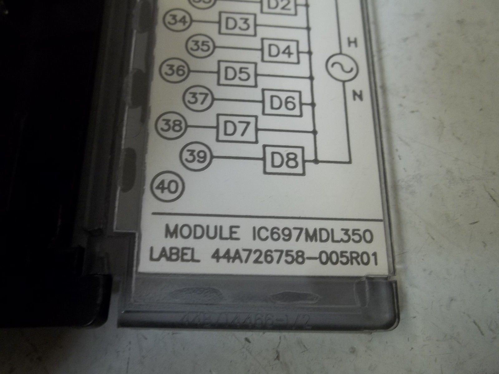 GE FANUC IC697MDL350C OUTPUT MODULE 120VAC .5A 32PT *NEW IN BOX*