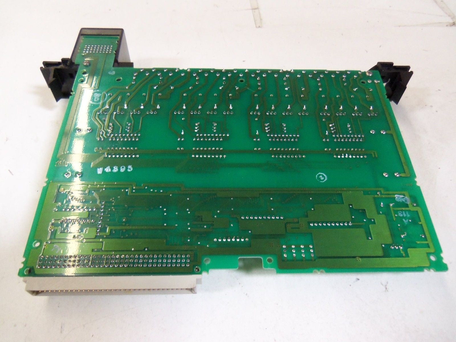 GE FANUC IC697MDL40E *NEW NO BOX*