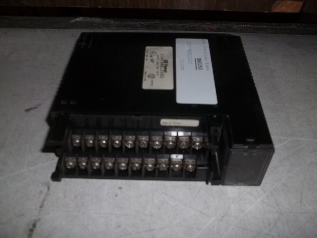 GE FANUC IC693MDL240C INPUT MODULE *USED*