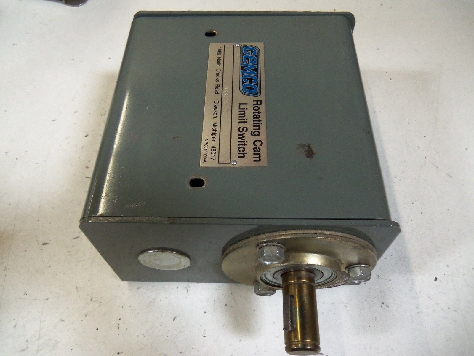 GEMCO 1983104RL1X ROTATING CAM LIMIT SWITCH *USED*