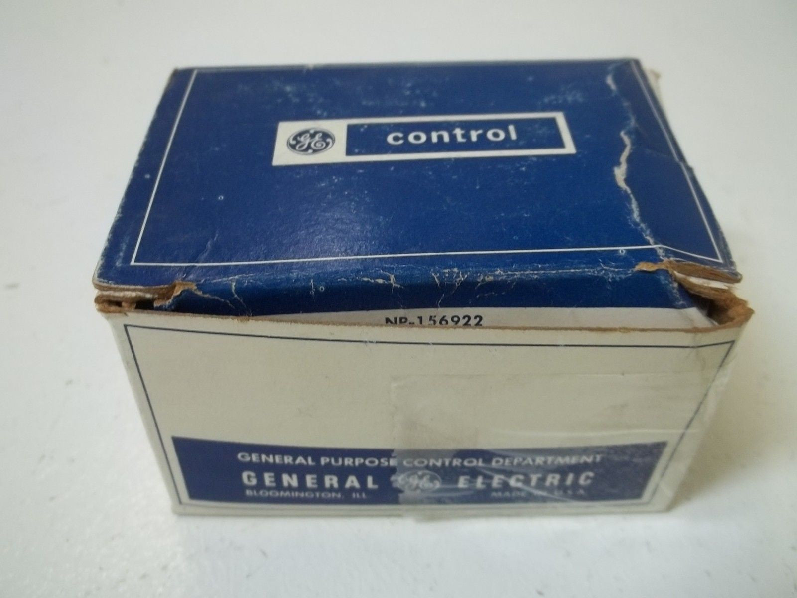 GENERAL ELECTRIC 2236024G12 PUSHBUTTON *NEW IN BOX*