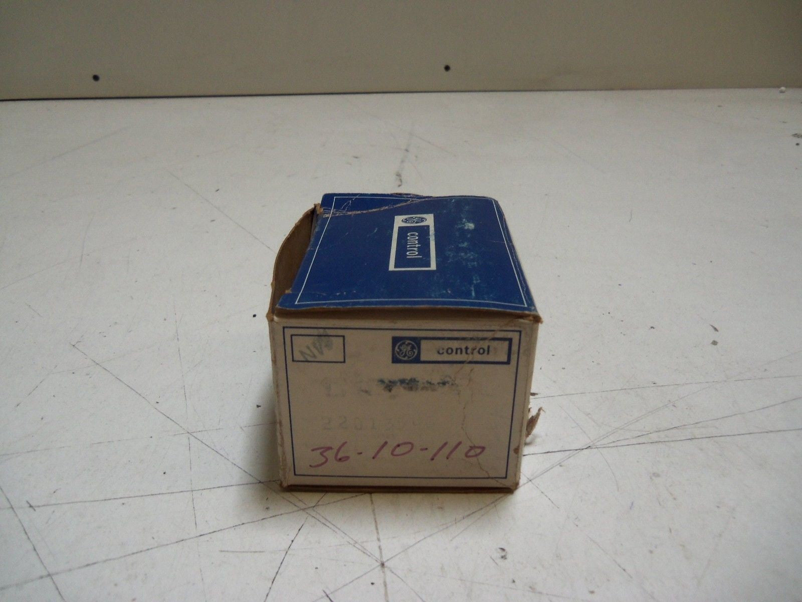 GENERAL ELECTRIC 22D135G3 COIL 220V *NEW IN BOX*