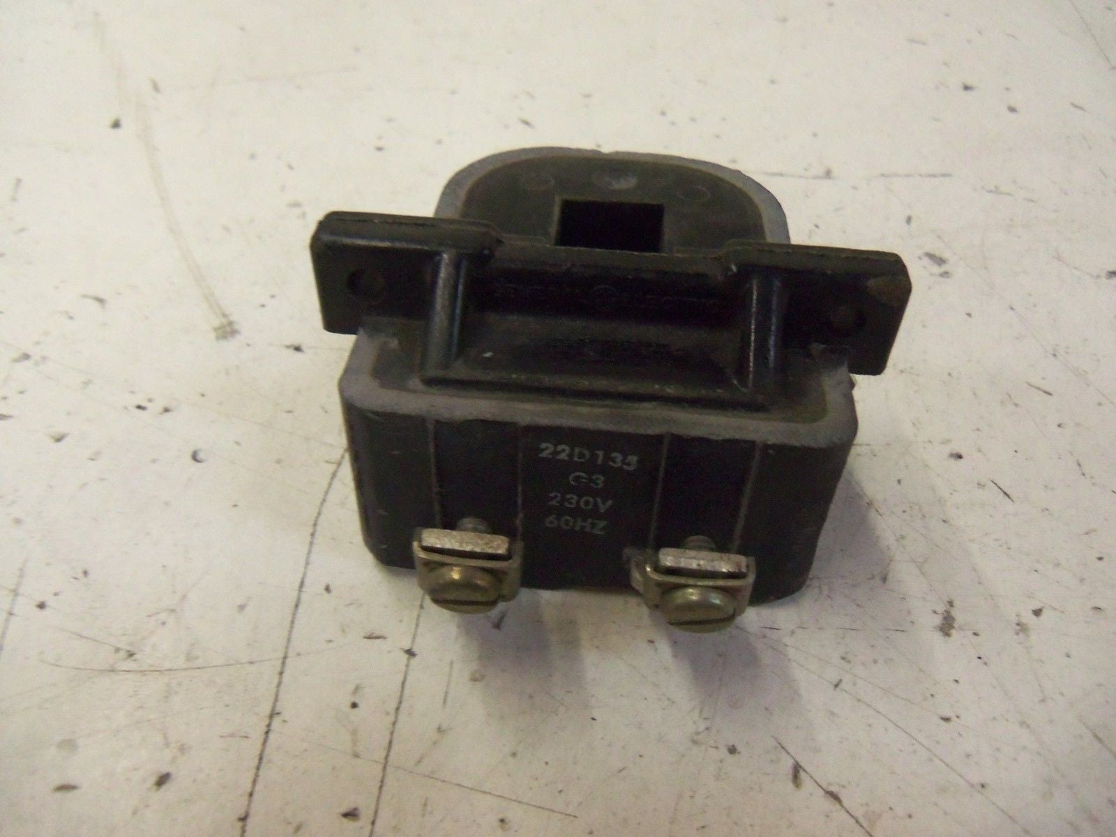 GENERAL ELECTRIC 22D135G3  230V COIL *NEW NO BOX*