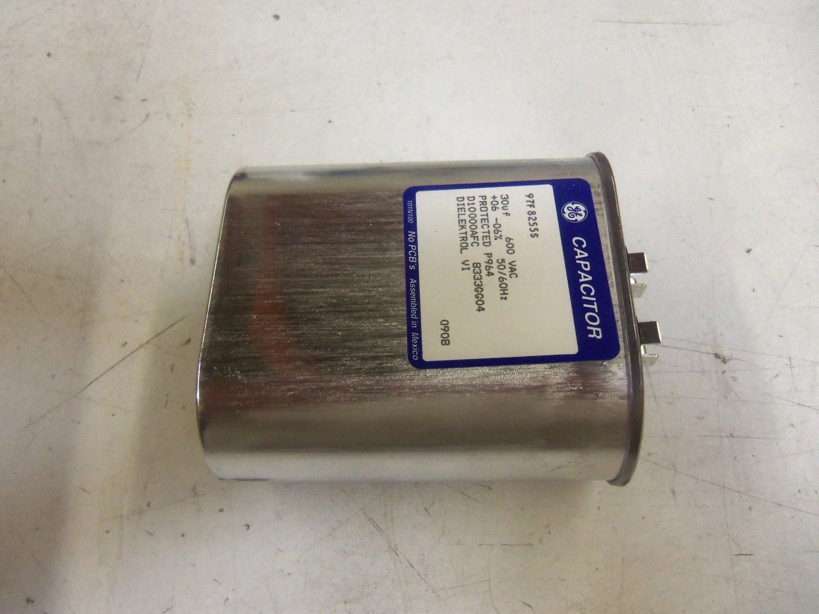 GENERAL ELECTRIC 97F8255S CAPACITOR 30uf 600VAC *NEW NO BOX*