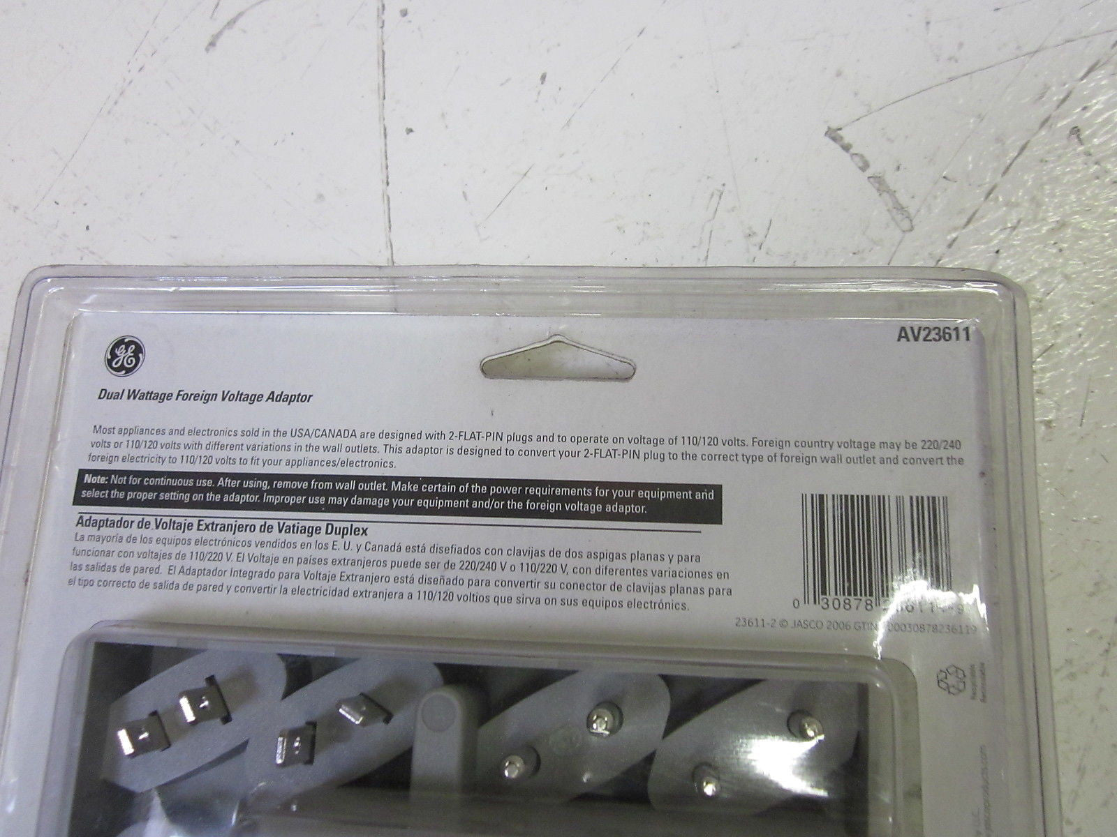 GENERAL ELECTRIC AV23611 FOREIGN VOLTAGE ADAPTER  *ORIGINAL PACKAGE*