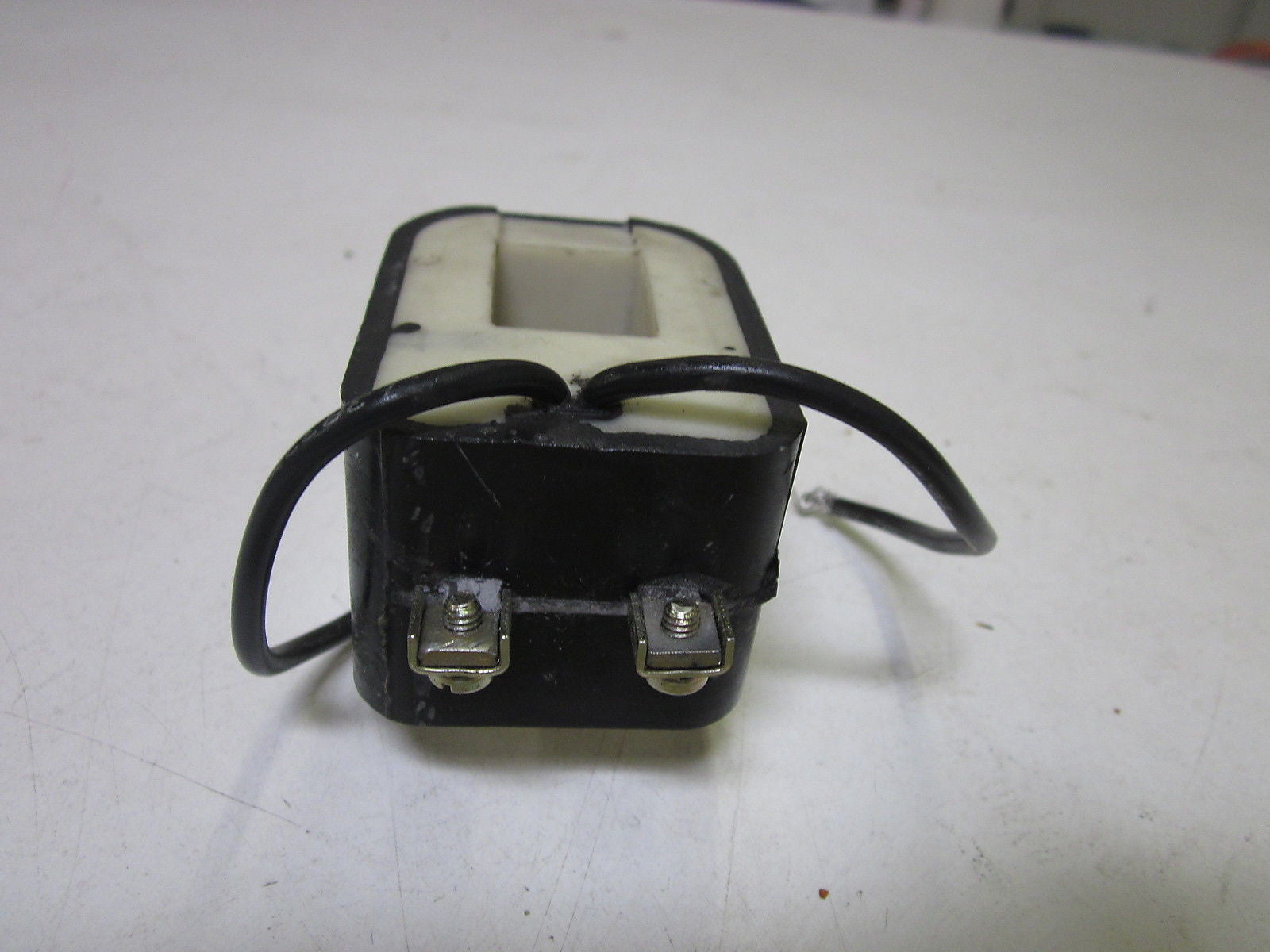 GENERAL ELECTRIC COIL 15D7G8 *NEW NO BOX*
