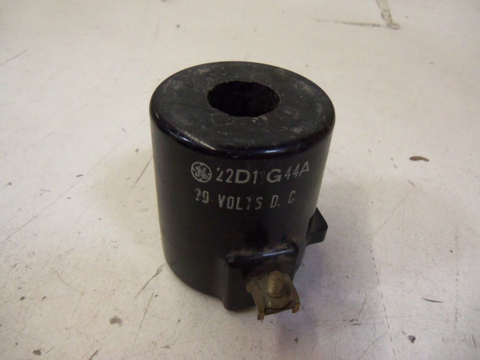 GENERAL ELECTRIC COIL 22D11G44A 20V *NEW NO BOX*