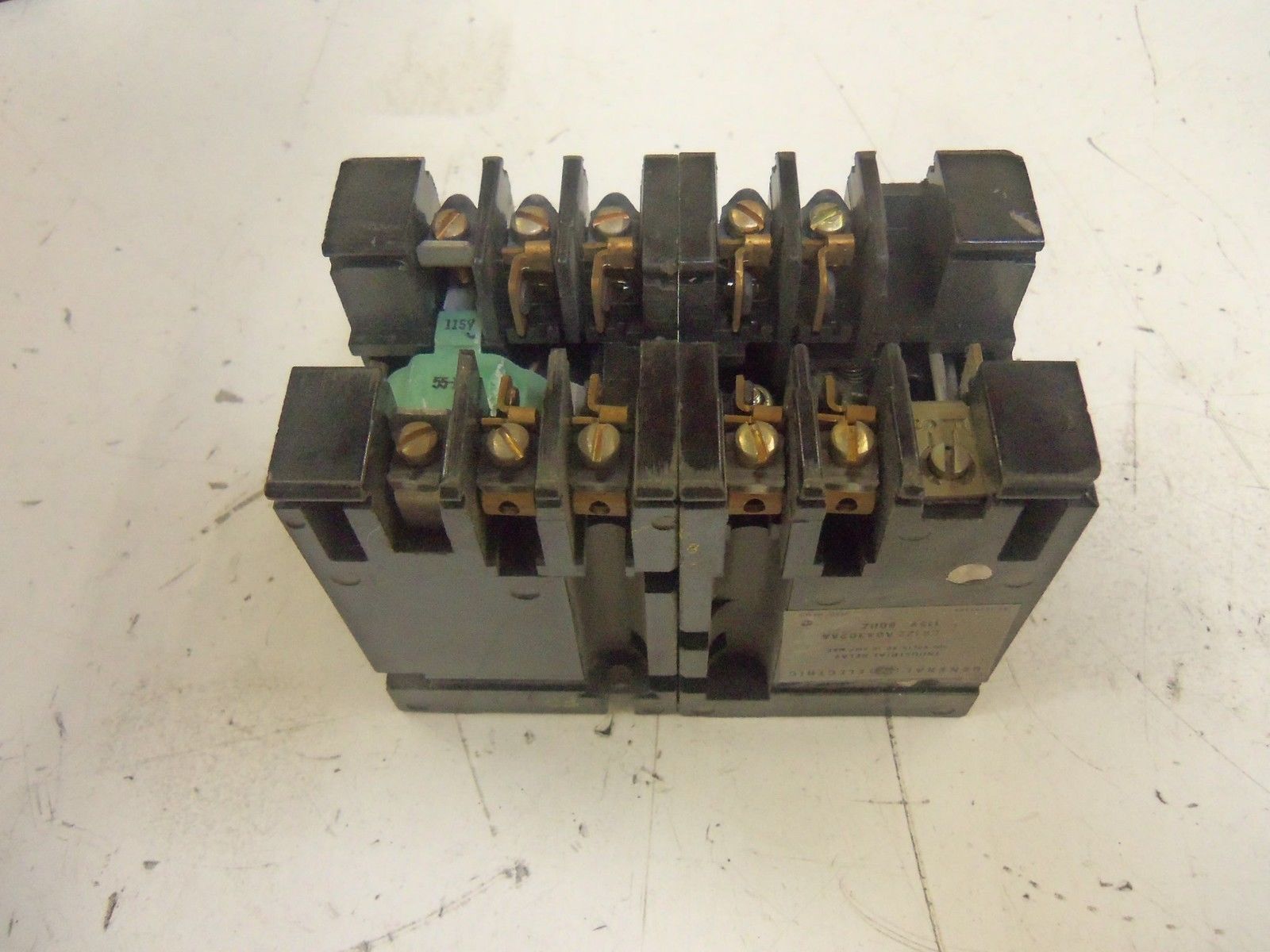 GENERAL ELECTRIC CR122A04302AA INDUSTRIAL RELAY *USED*