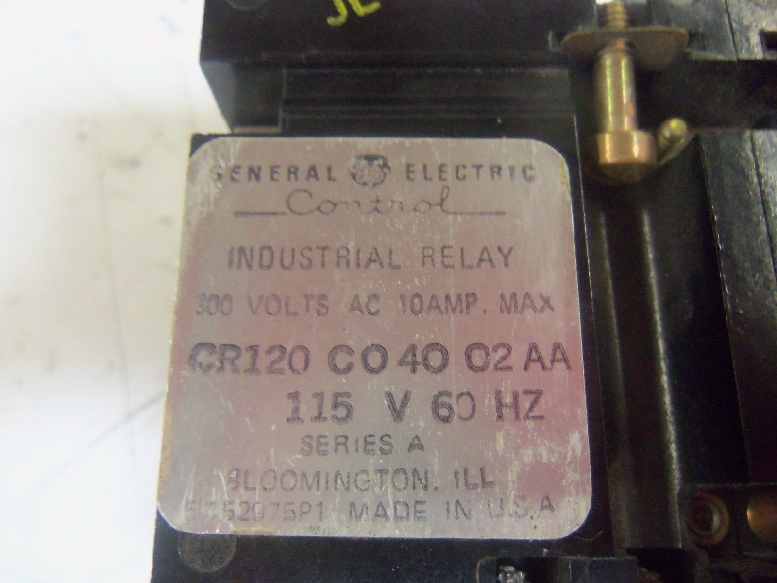 GENERAL ELECTRIC CR120C04002AA INDUSTRIAL RELAY *USED*