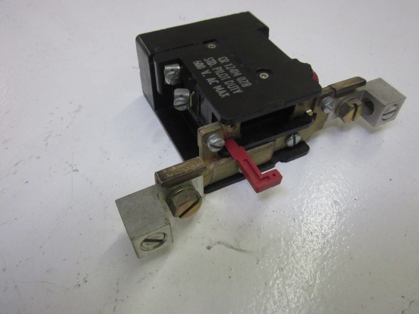 GENERAL ELECTRIC CR 124M 028 600V *USED*