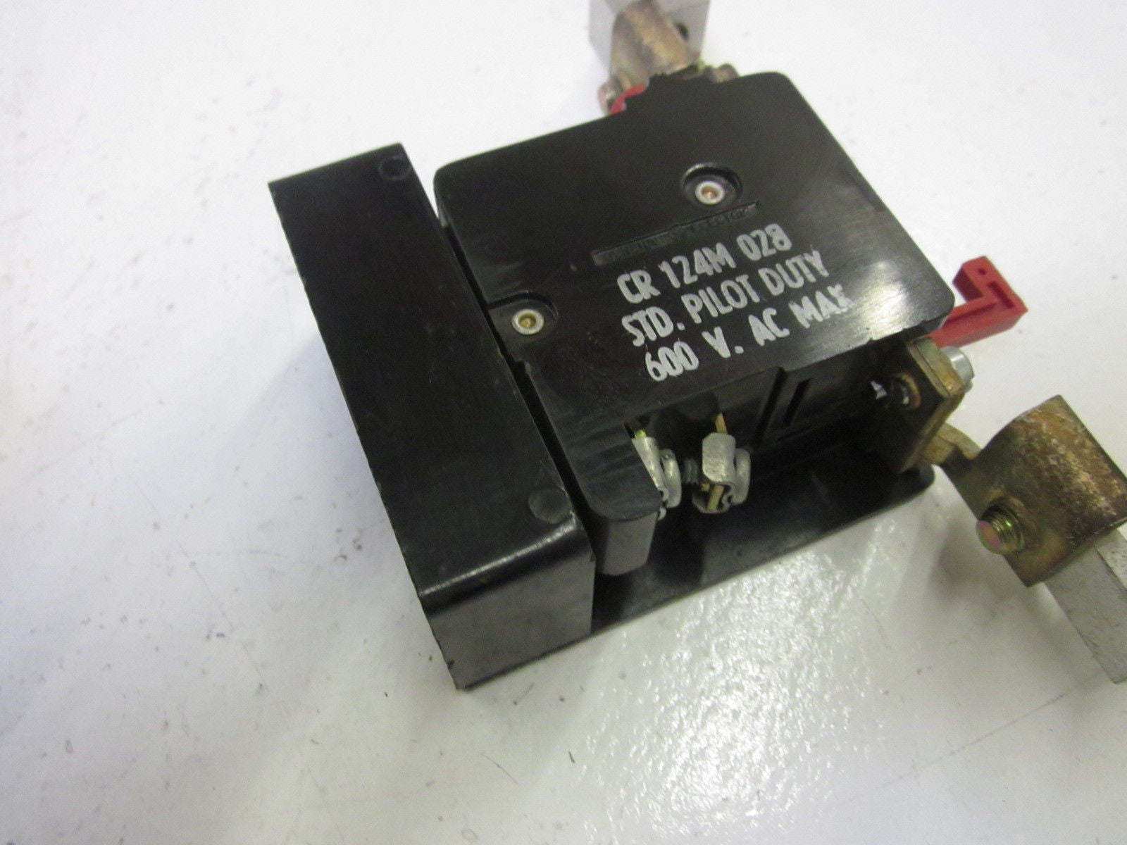 GENERAL ELECTRIC CR 124M 028 600V *USED*