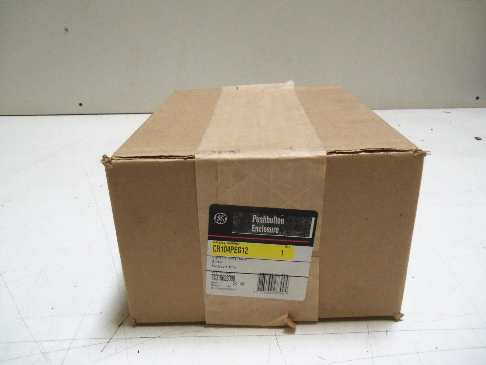 GENERAL ELECTRIC CR104PEG12  ENCLOSURE 2 HOLE PUSHBUTTON *FACTORY SEALED*
