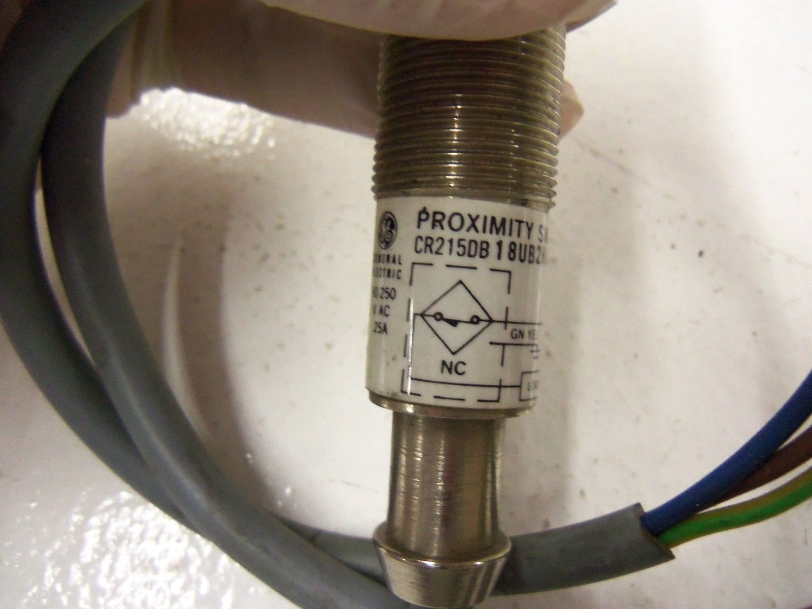 GENERAL ELECTRIC CR215DB18UB2HA *USED*