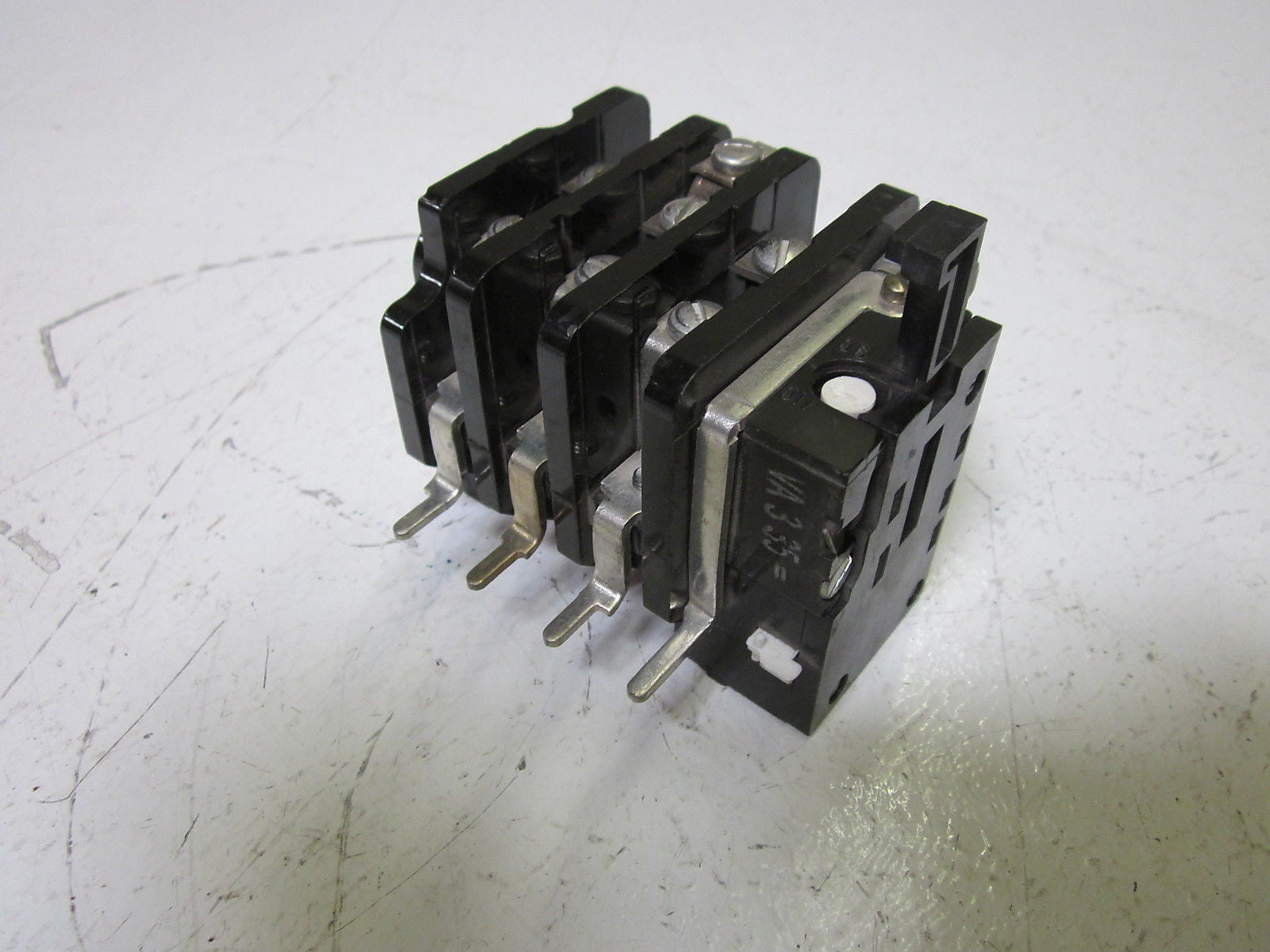 GENERAL ELECTRIC CR224C310F OVERLOAD RELAY 600VAC *USED*