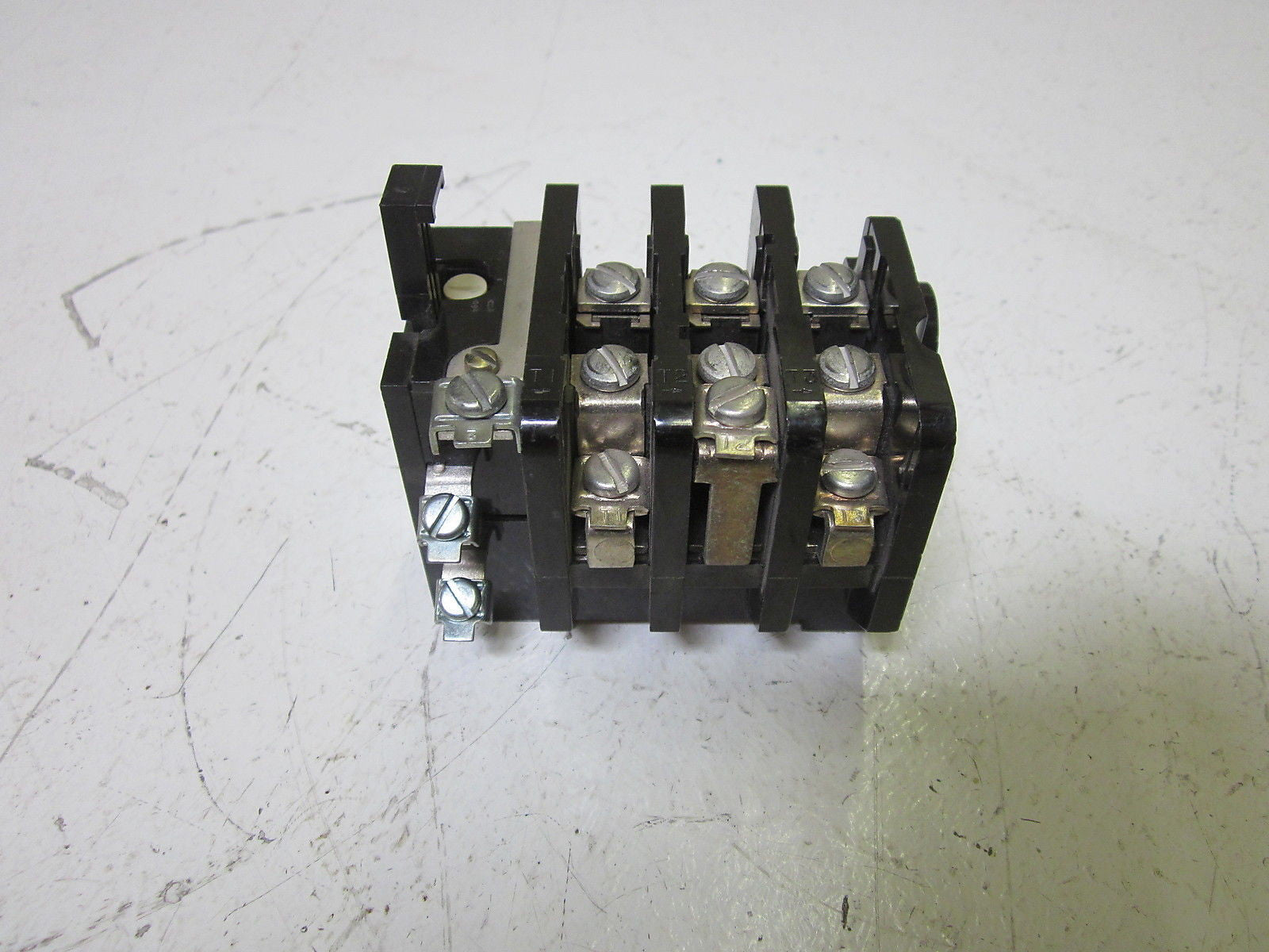GENERAL ELECTRIC CR224C310F OVERLOAD RELAY 600VAC *USED*