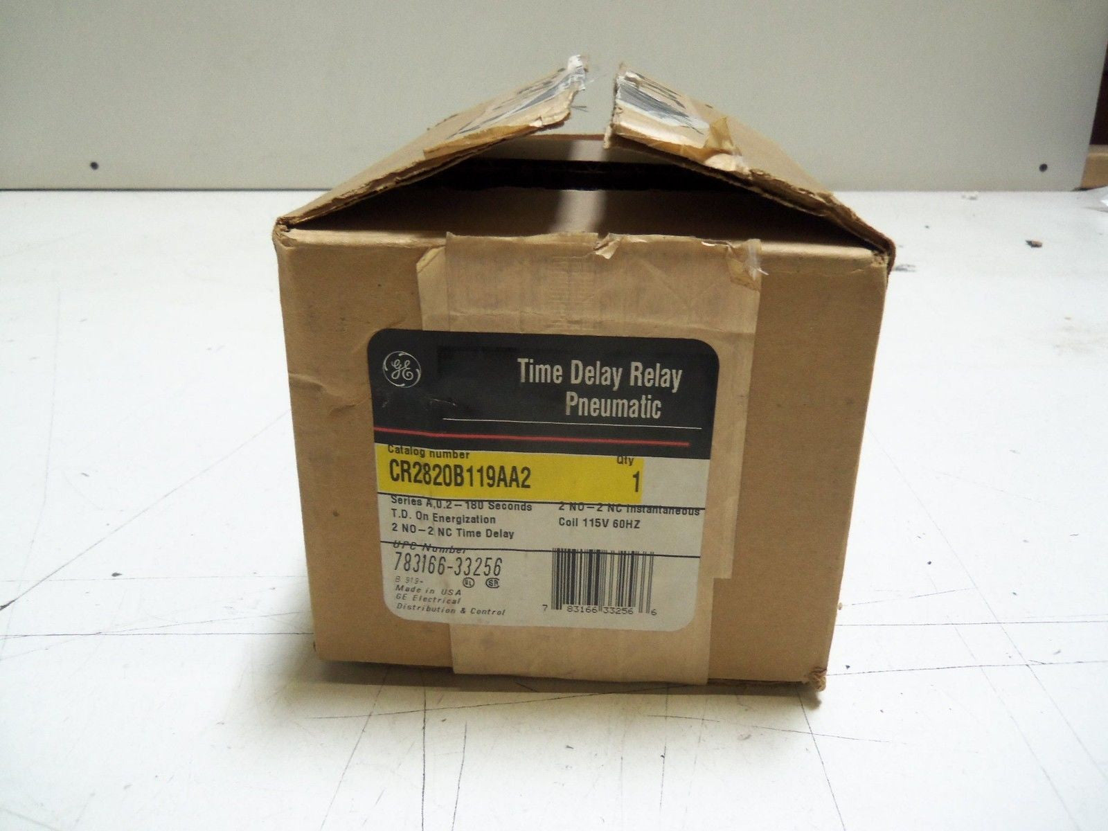 GENERAL ELECTRIC CR2820B119AA2 PNEUMATIC TIME DELAY RELAY *NEW IN BOX*