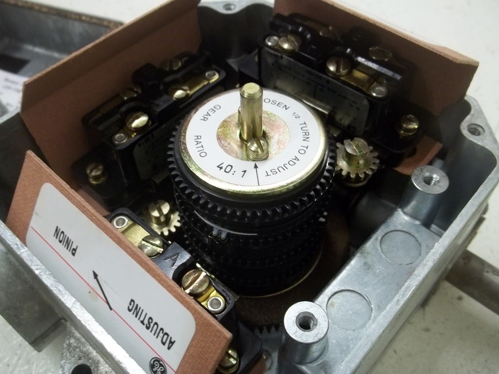 GENERAL ELECTRIC CR115E432121 *NEW NO BOX*