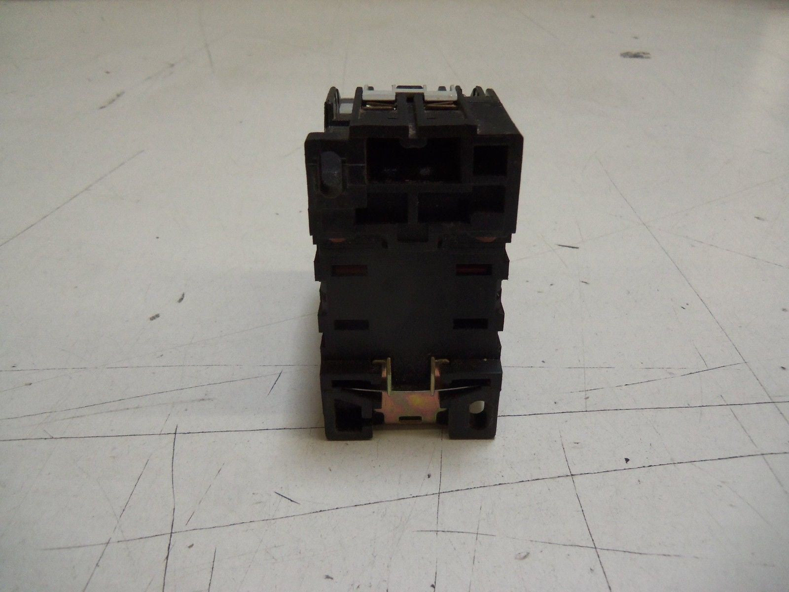 GENERAL ELECTRIC CR7RA40EA RELAY  *USED*
