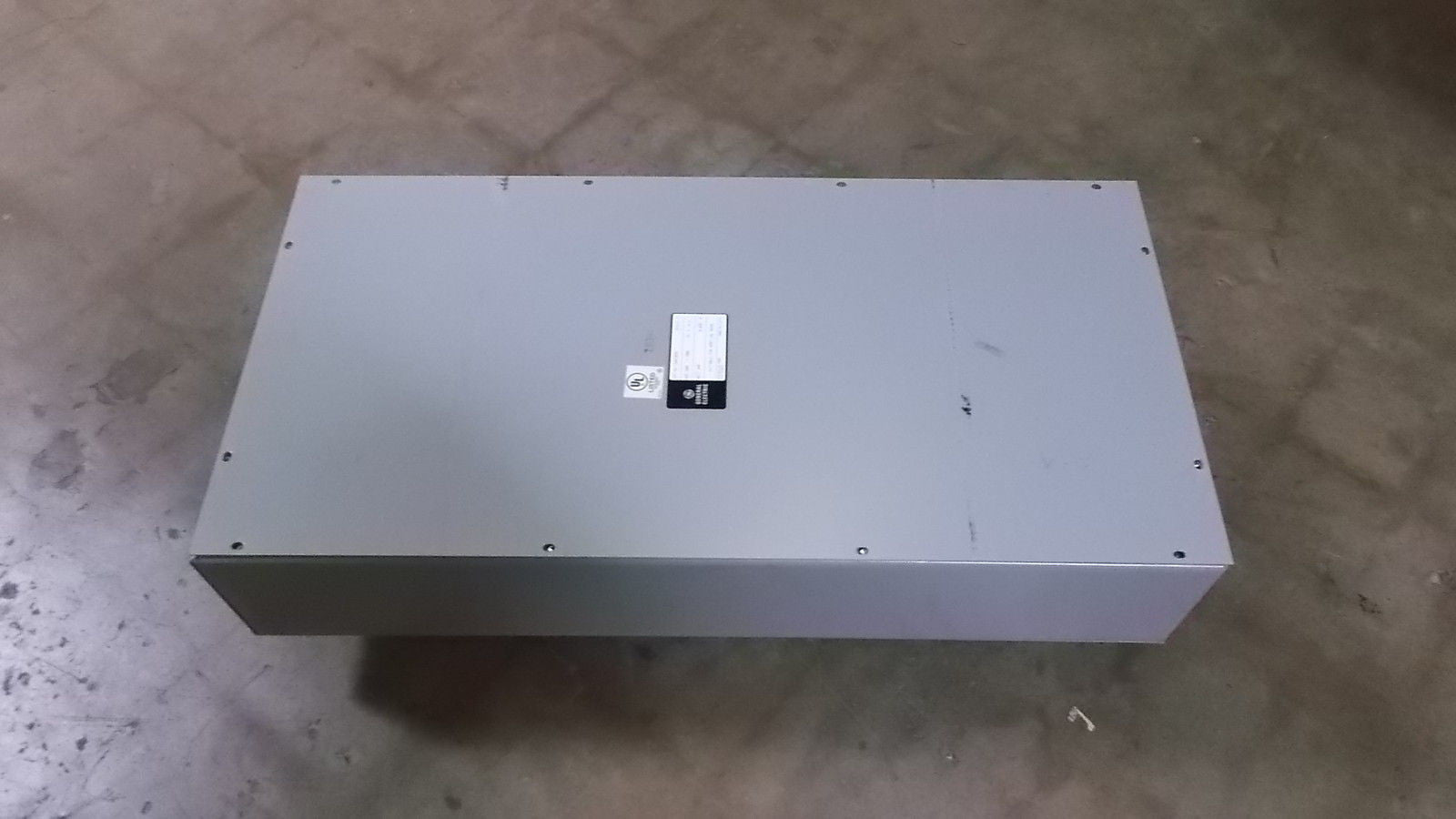 GENERAL ELECTRIC DAKCB36 ENCLOSURE *NEW IN BOX*