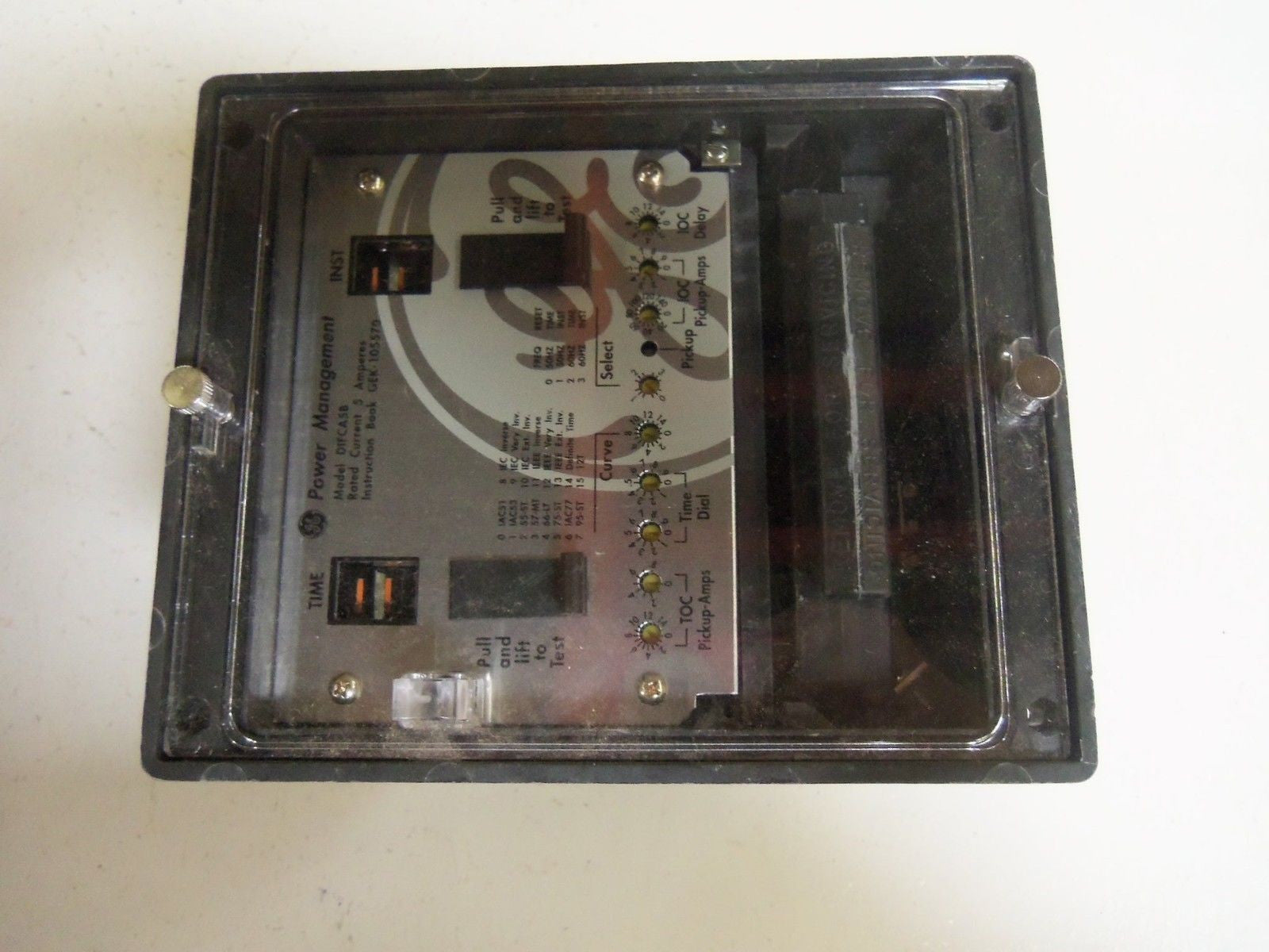 GENERAL ELECTRIC DIFCA5B RELAY DIGITAL OVERCURRENT PROTECTION *NEW IN BOX*