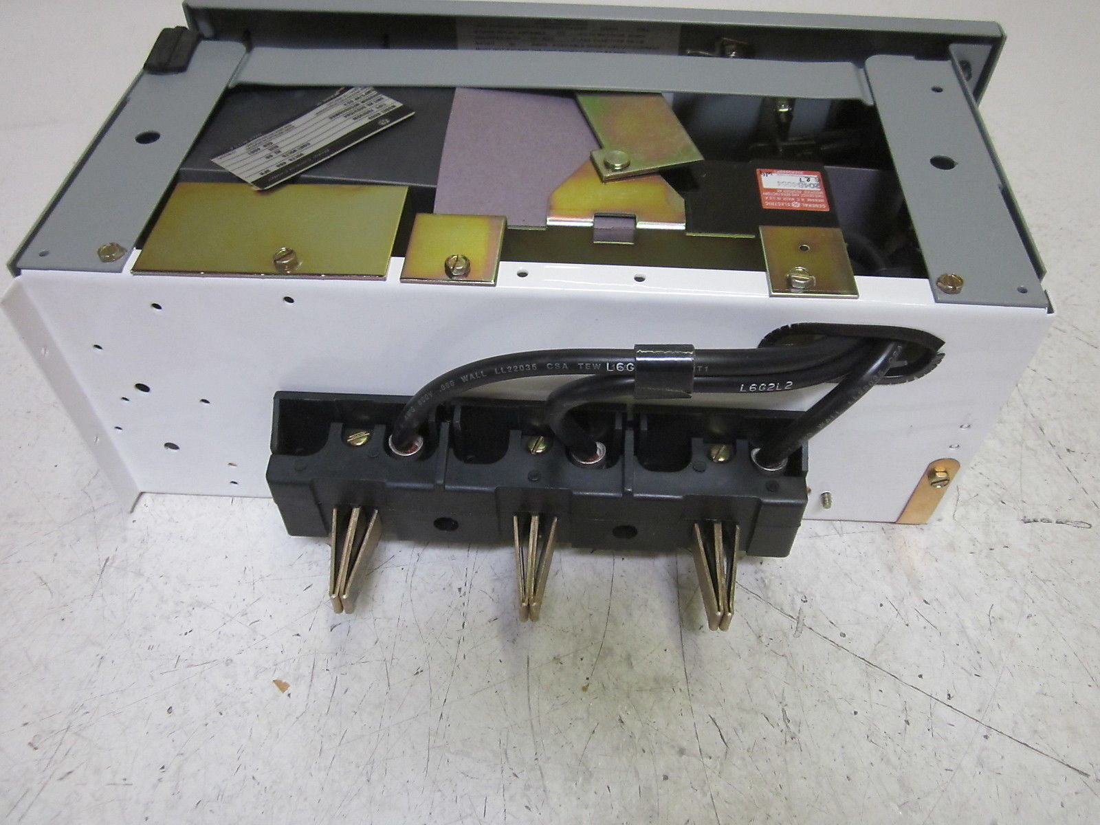 GENERAL ELECTRIC FDRFUSW DISCONNECT SWITCH *USED*