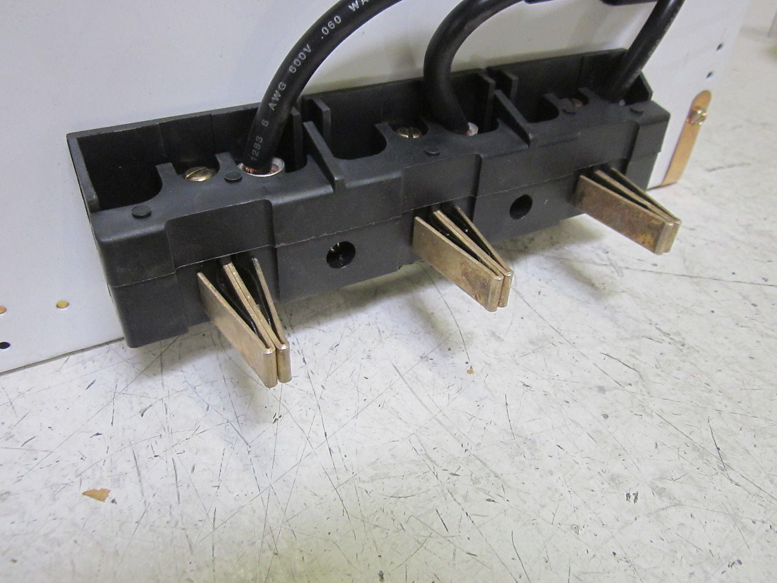 GENERAL ELECTRIC FDRFUSW DISCONNECT SWITCH *USED*