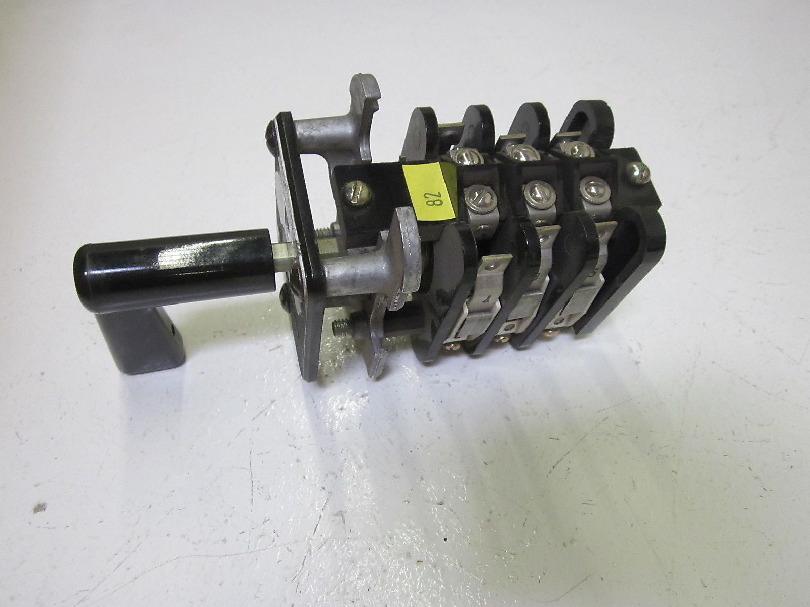 GENERAL ELECTRIC SB-1 CONTROL SWITCH 16SB1B14X2 *USED*