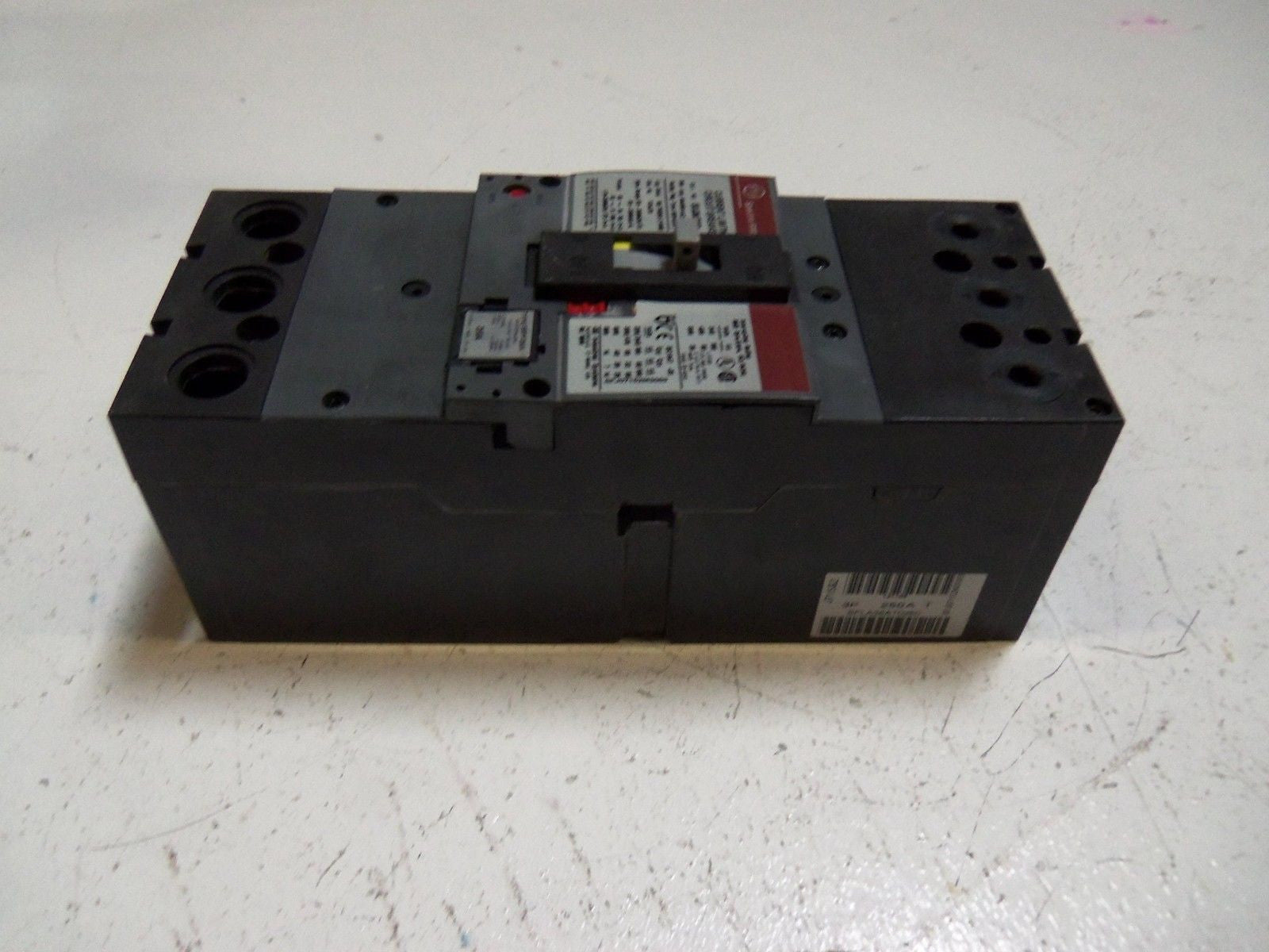 GENERAL ELECTRIC SFLA36AT0250 250 AMPS *NEW IN BOX*
