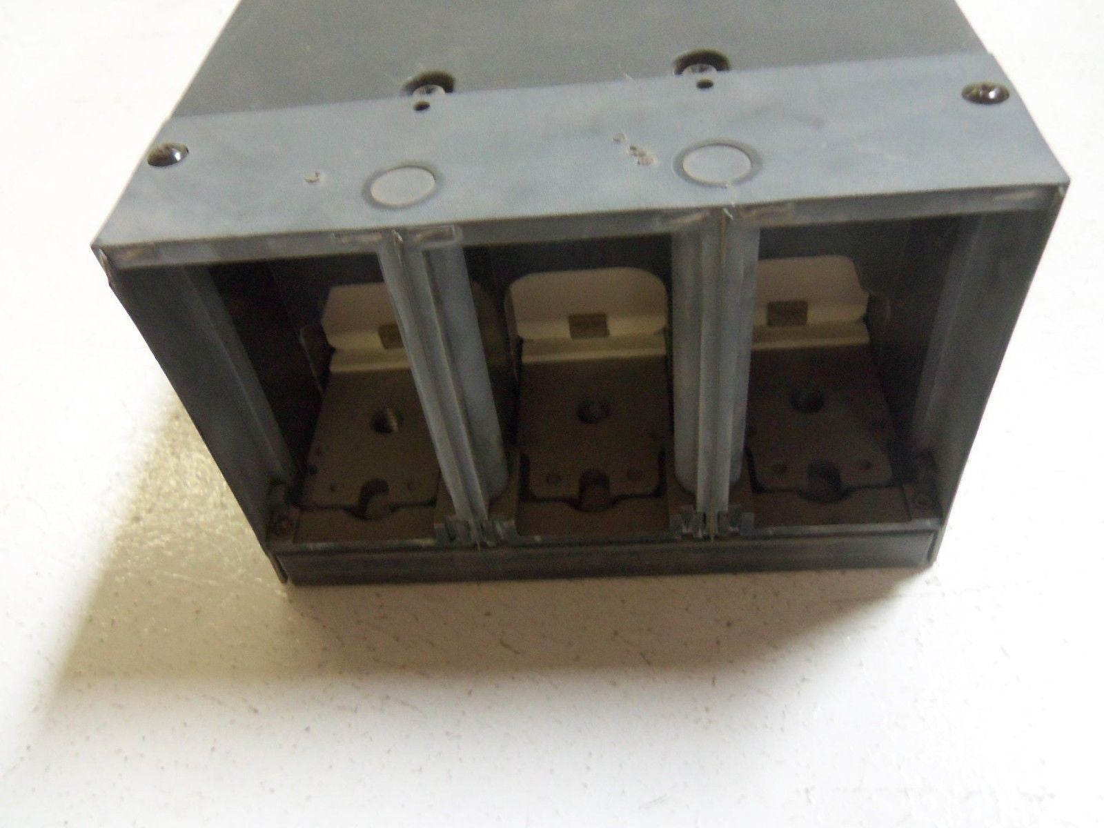 GENERAL ELECTRIC SKLA36AT0800 CIRCUIT BREAKER *USED*
