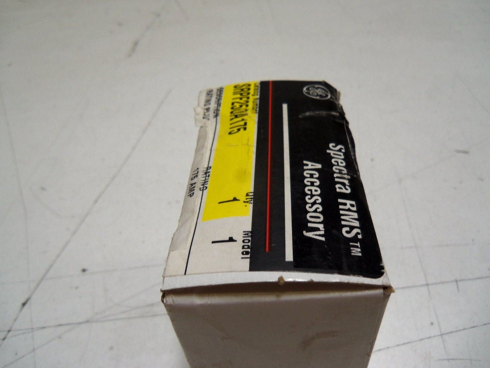 GENERAL ELECTRIC SRPF250A175 PLUG *FACTORY SEALED*