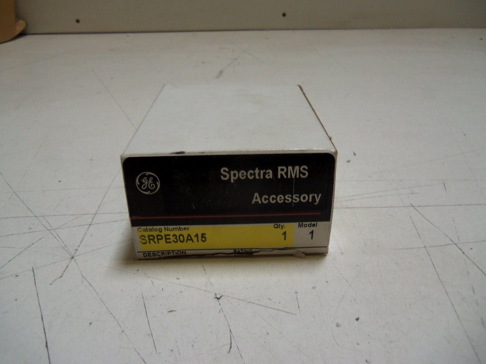 GENERAL ELECTRIC SRPE30A15 PLUG *NEW IN BOX*