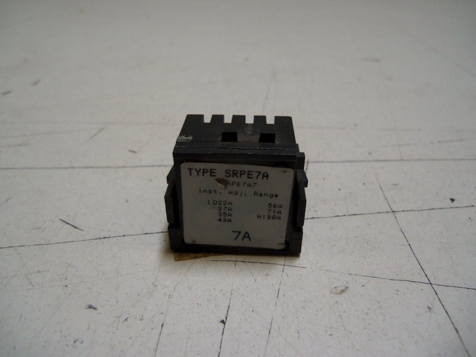 GENERAL ELECTRIC SRPE7A3 PLUG  *NEW NO BOX*