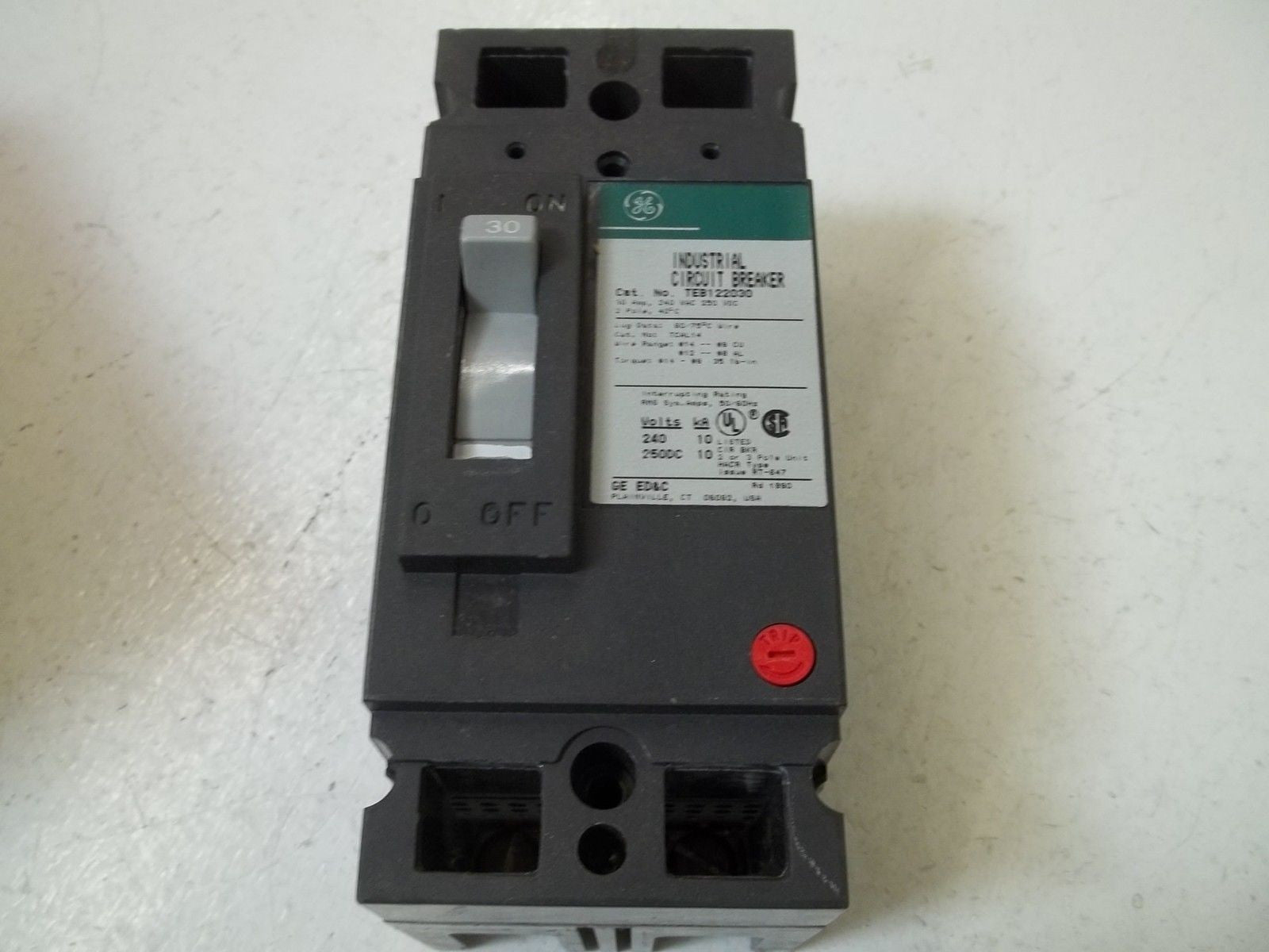 GENERAL ELECTRIC TEB122030WL CIRCUIT BREAKER *NEW IN BOX*