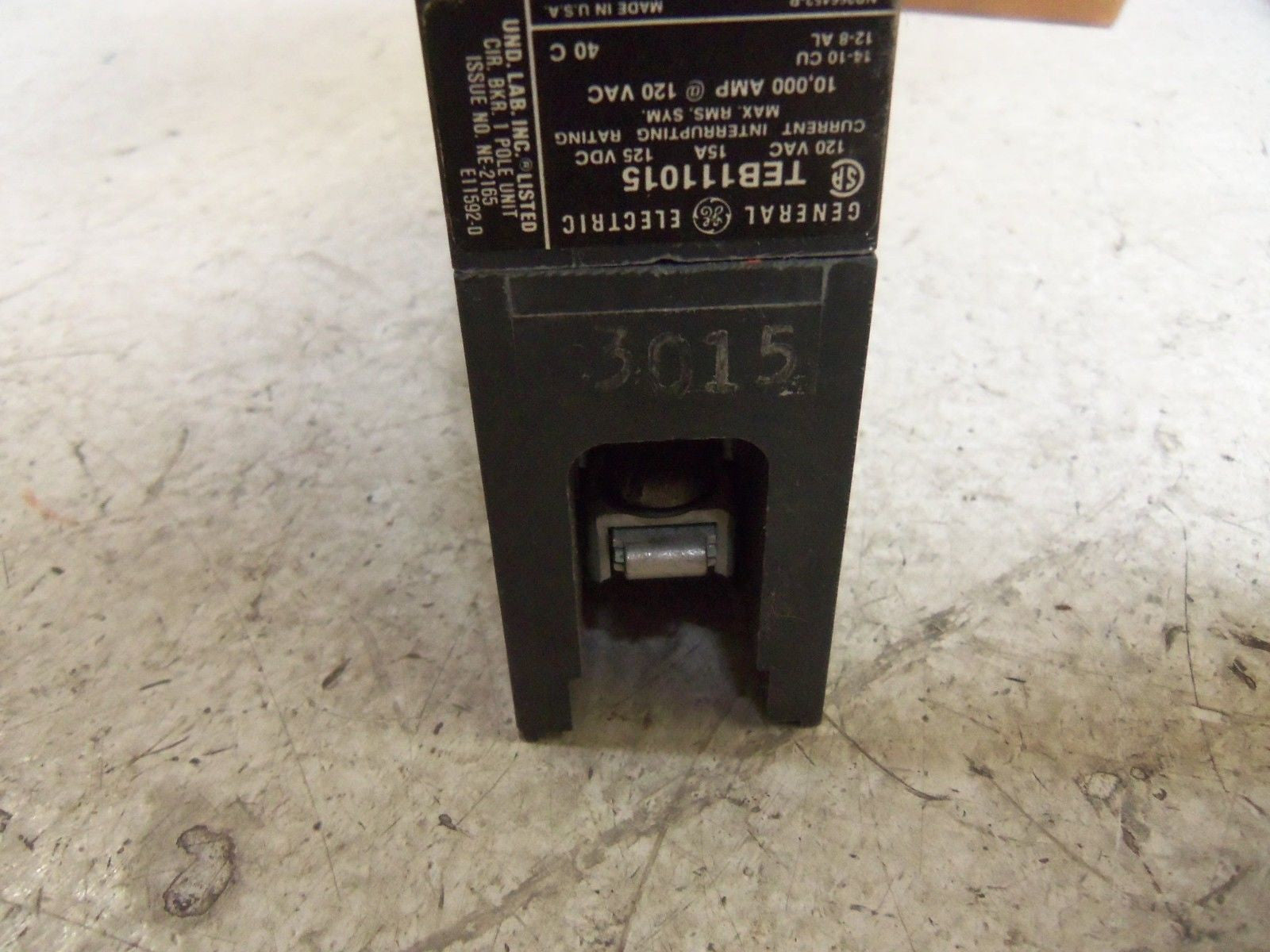 GENERAL ELECTRIC TEB111015 CIRCUIT BREAKER *USED*