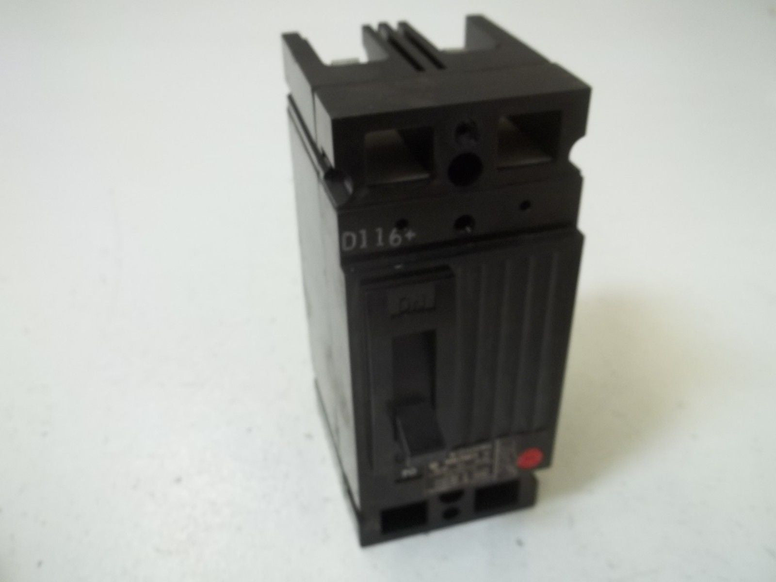 GENERAL ELECTRIC TED124015 CIRCUIT BREAKER 15A *USED*