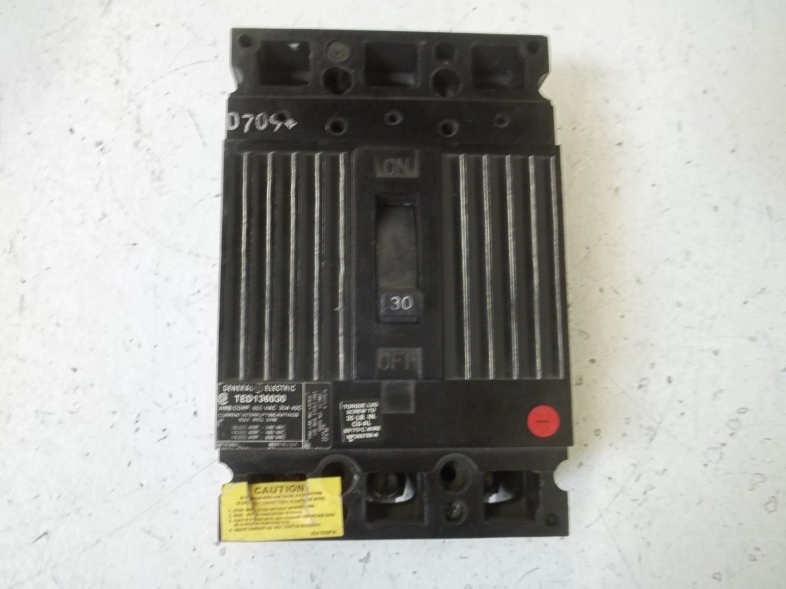 GENERAL ELECTRIC TED136030 CIRCUIT BREAKER 30A *NEW NO BOX*