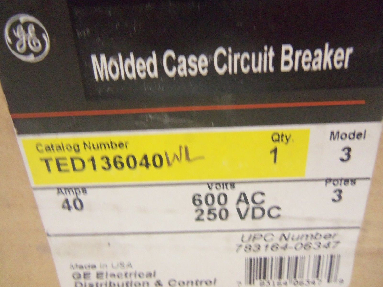 GENERAL ELECTRIC TED136040 CIRCUIT BREAKER  *NEW IN BOX*