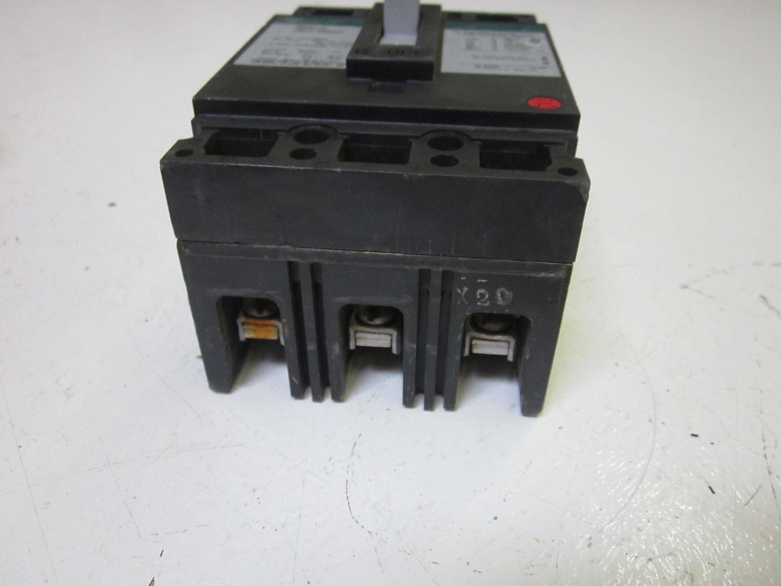 GENERAL ELECTRIC TED136020 CIRCUIT BREAKER 20A 600V *USED*