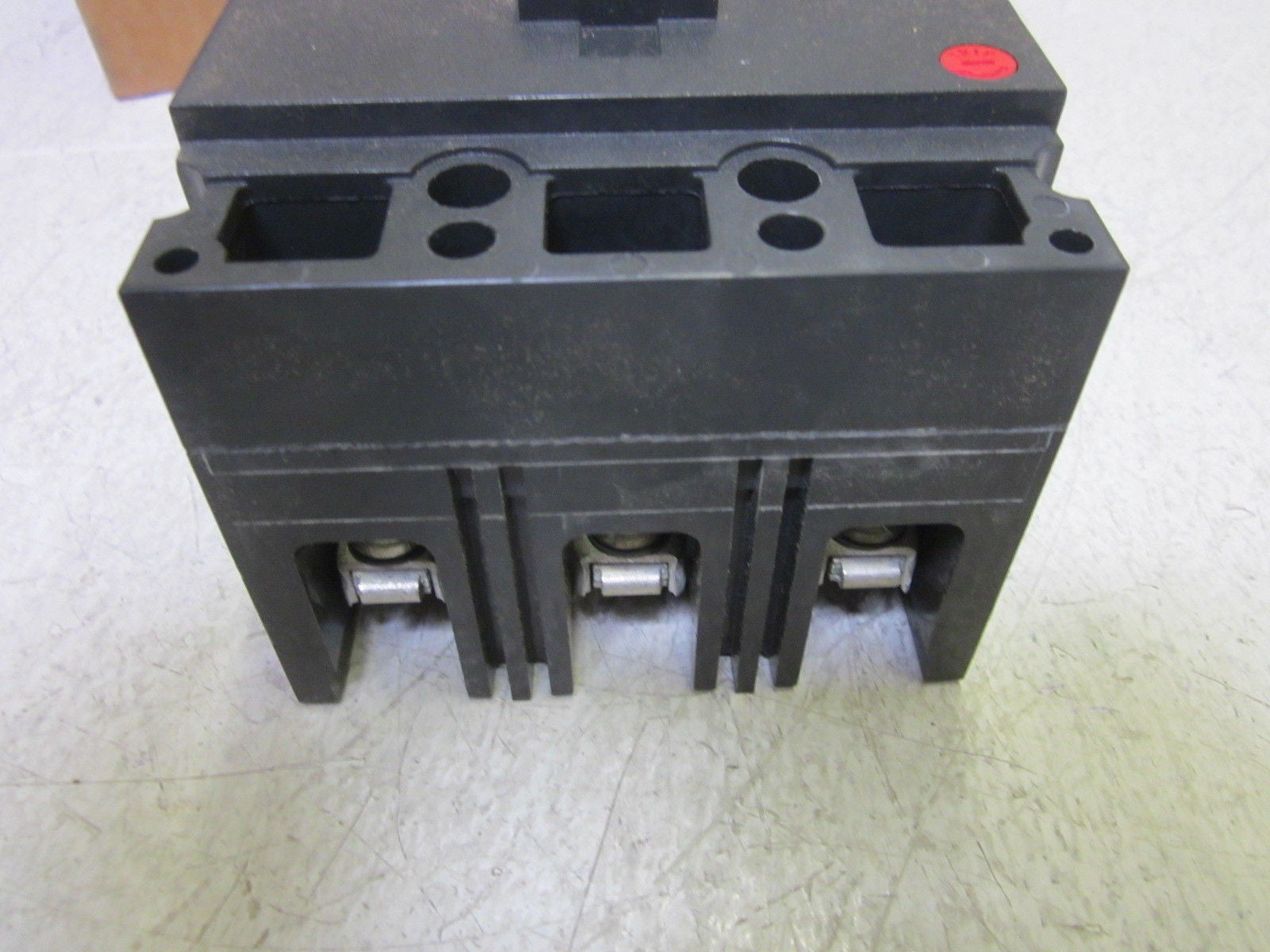 GENERAL ELECTRIC TED136020WL CIRCUIT BREAKER *NEW IN BOX*