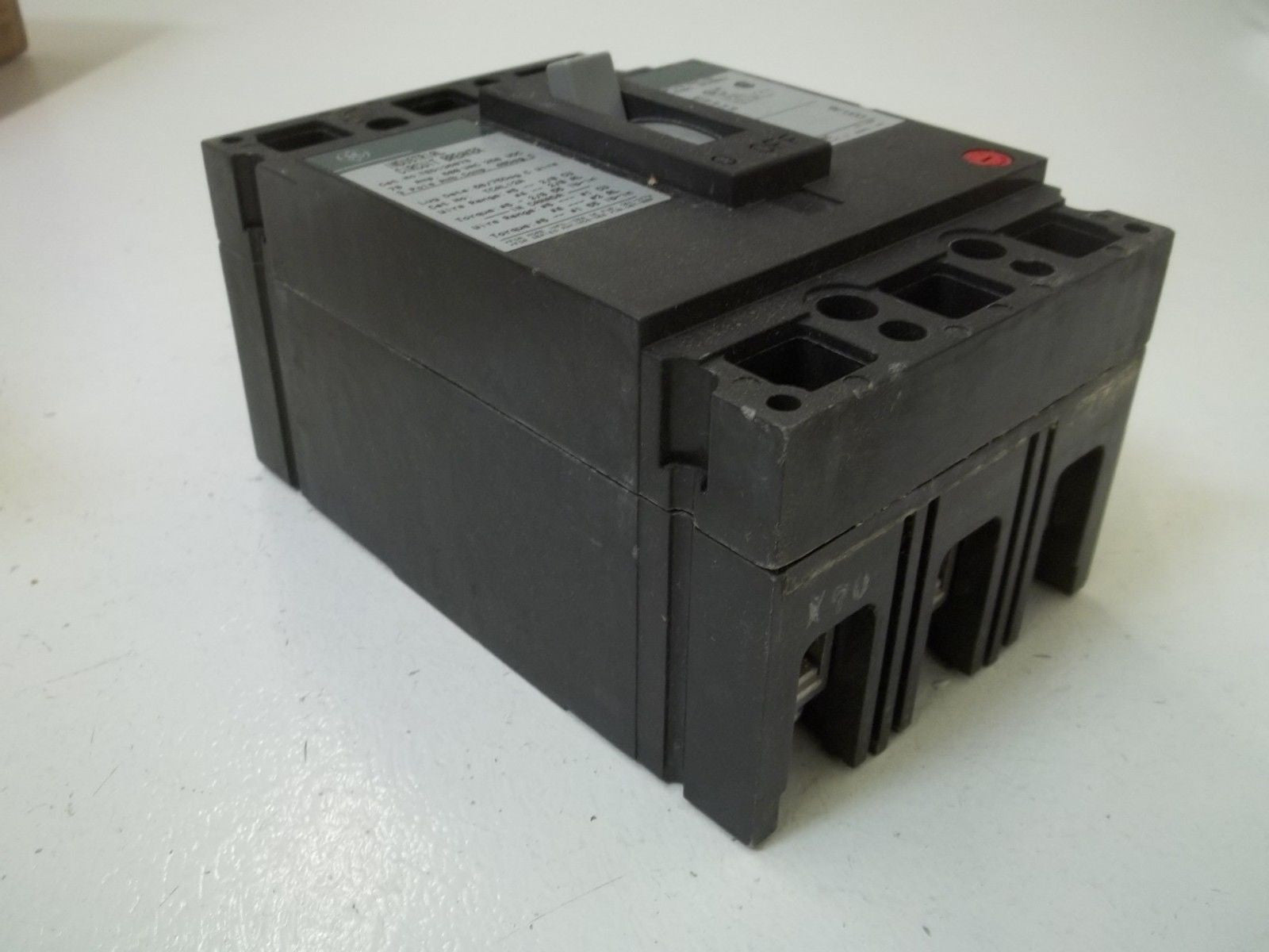 GENERAL ELECTRIC TED136070WL CIRCUIT BREAKER 70A *NEW IN BOX*