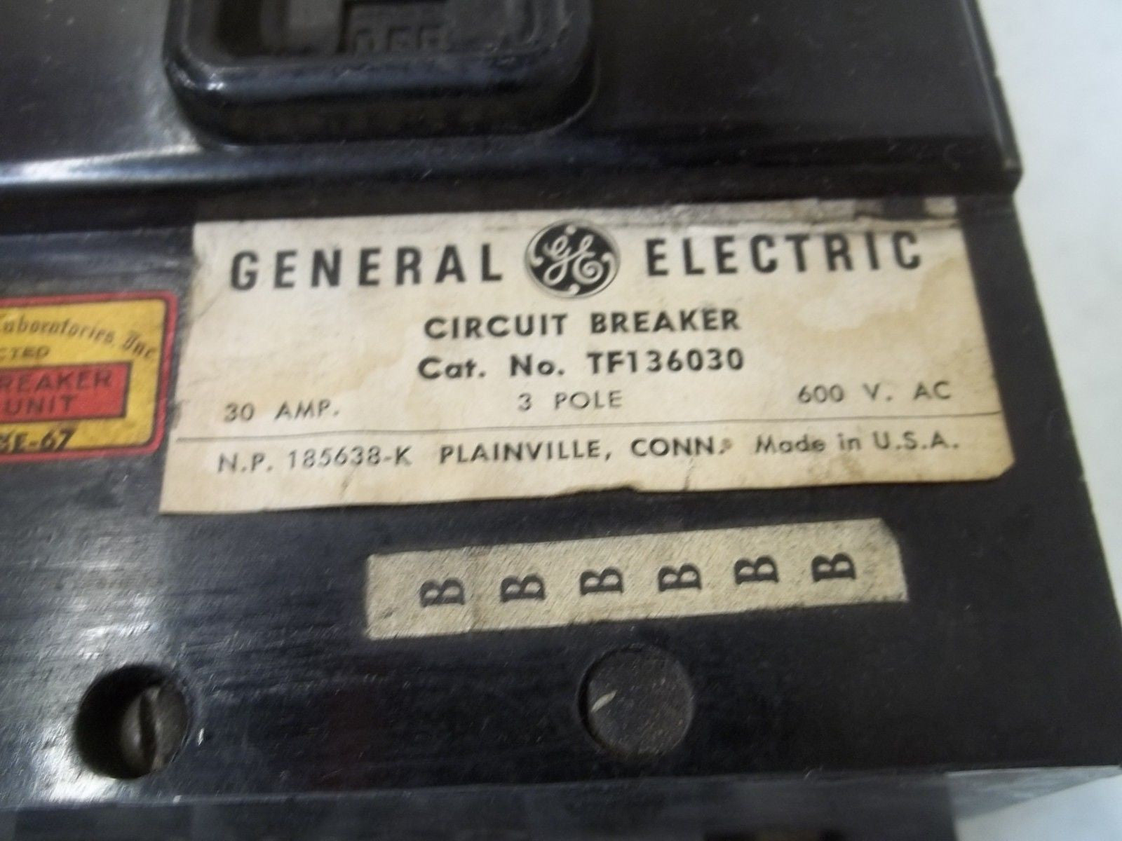 GENERAL ELECTRIC  TF136030 CIRCUIT BREAKER  *USED*
