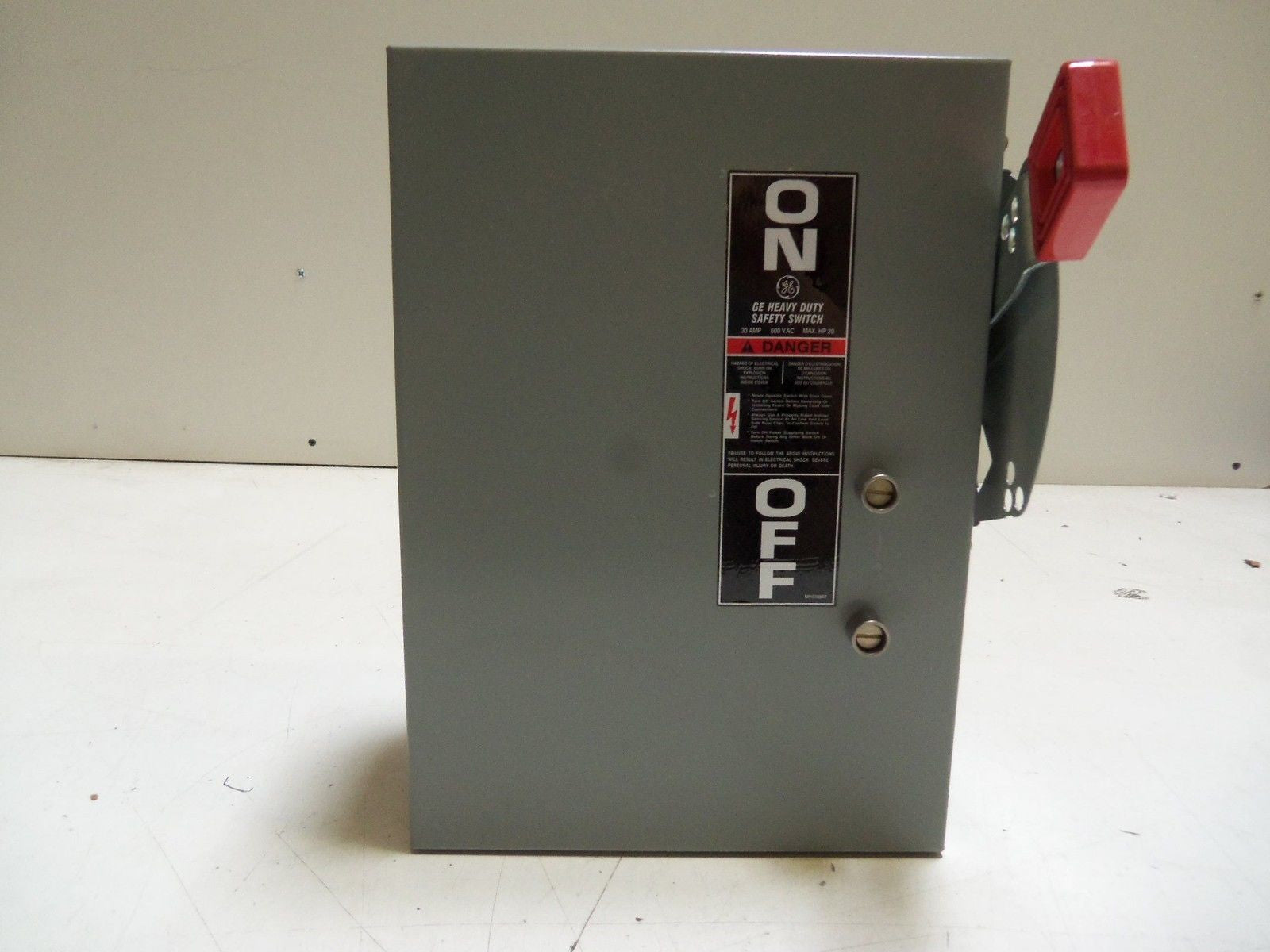 GENERAL ELECTRIC TH3361J SAFETY SWITCH *NEW IN BOX*