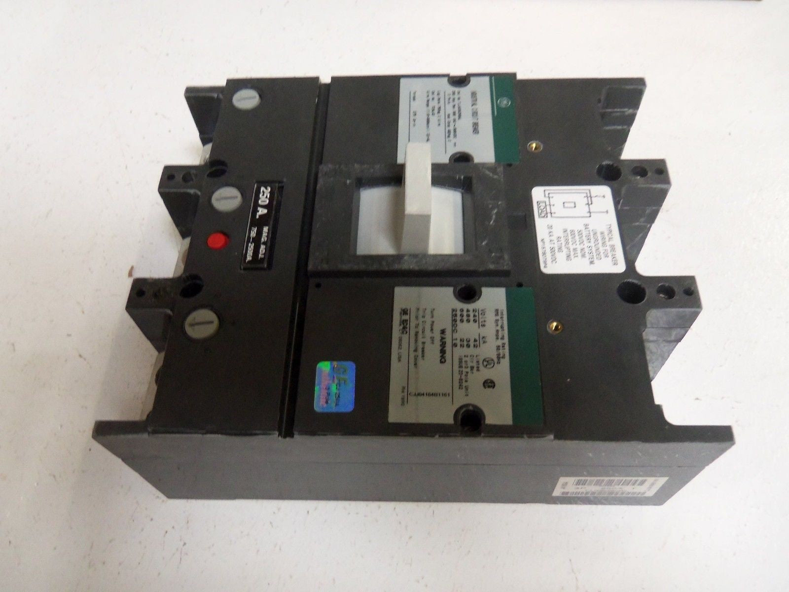 GENERAL ELECTRIC TJJ436250WL CIRCUIT BREAKER *NEW IN BOX*